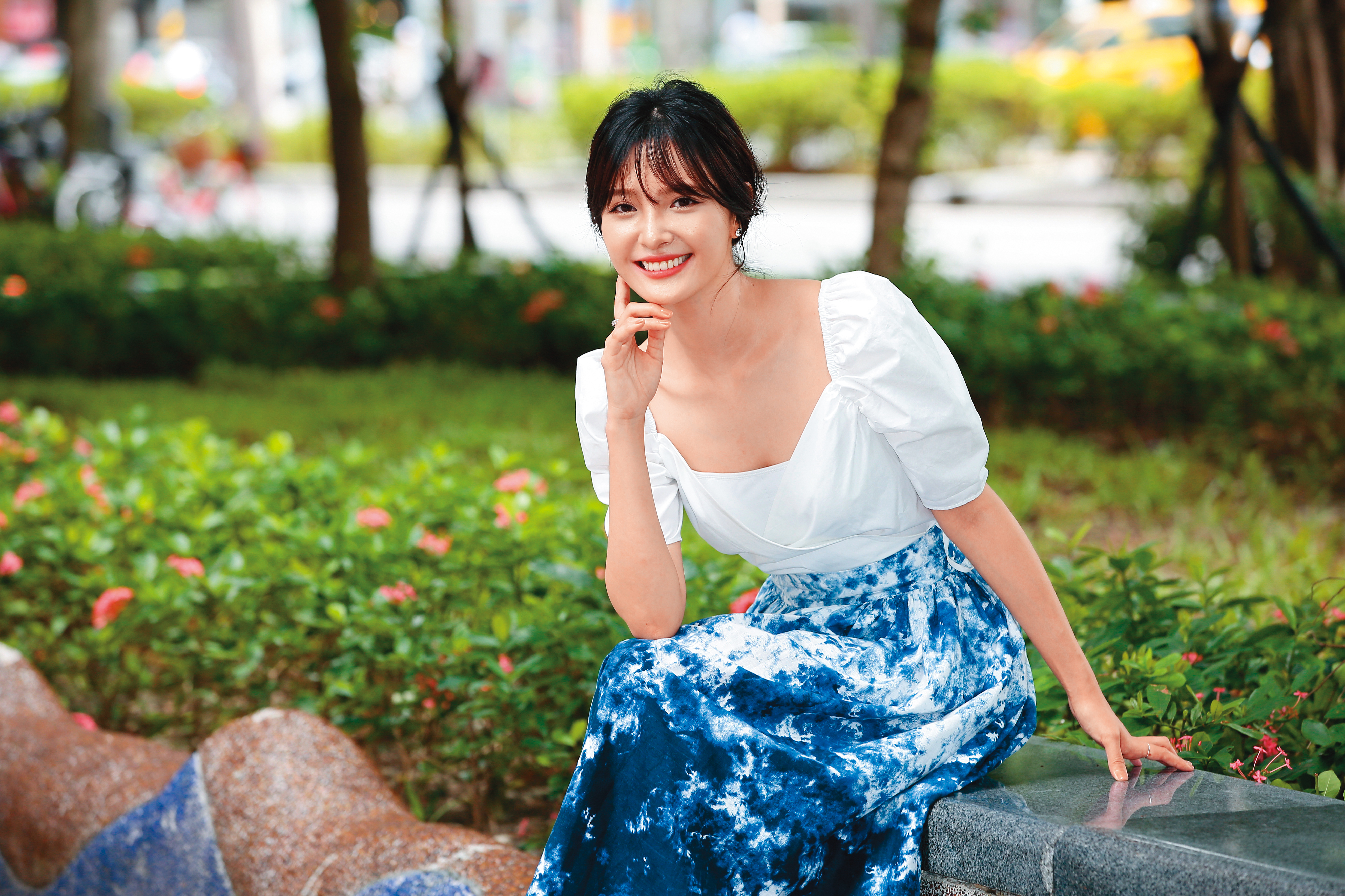 吳子霏挑大梁主演的HBO科幻劇集《獵夢特工》即將上檔，她在媒體見面會示範這招「牙齒痛」網美pose。