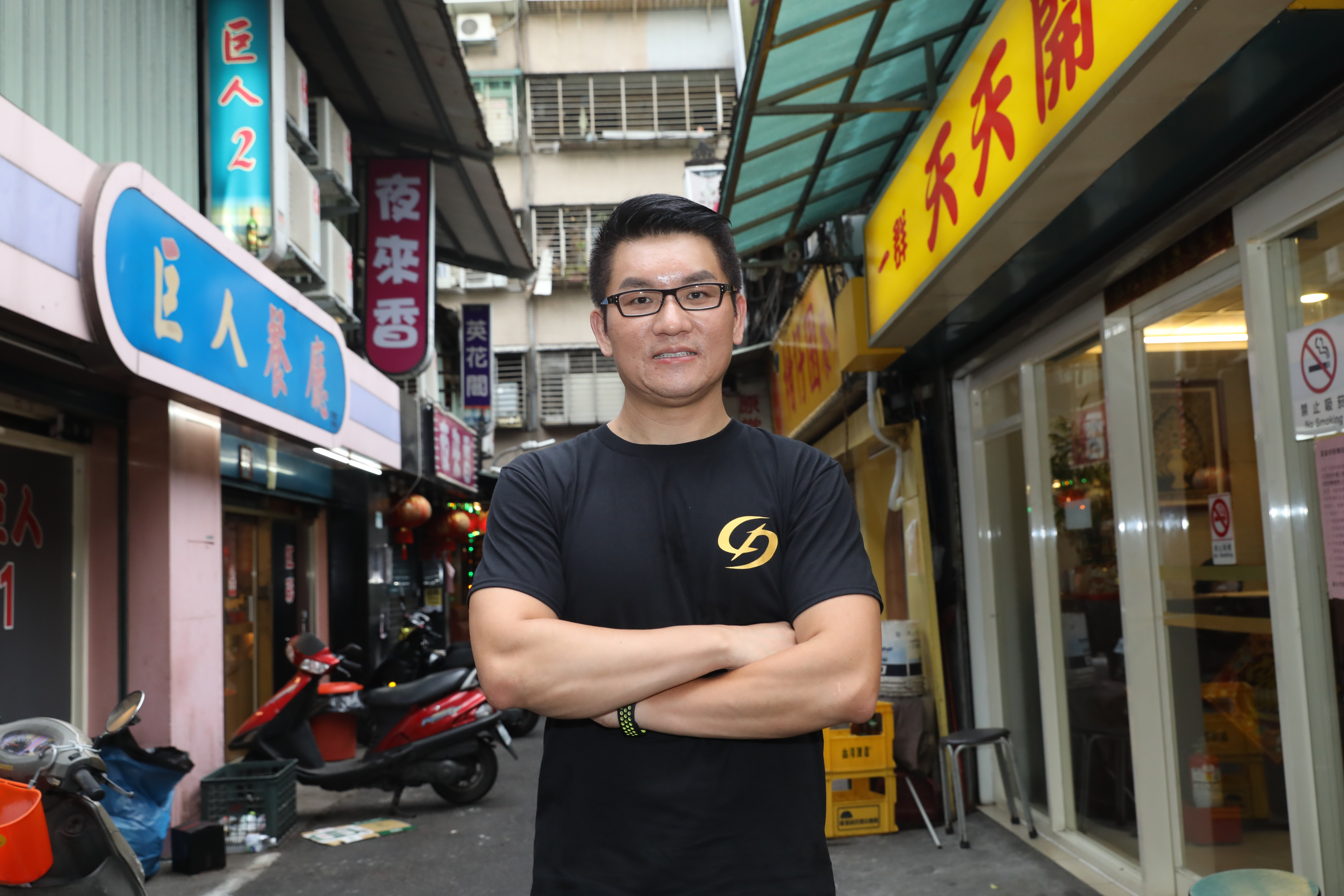 童仲彥年初成立金色力量黨，要推性專區合法化。