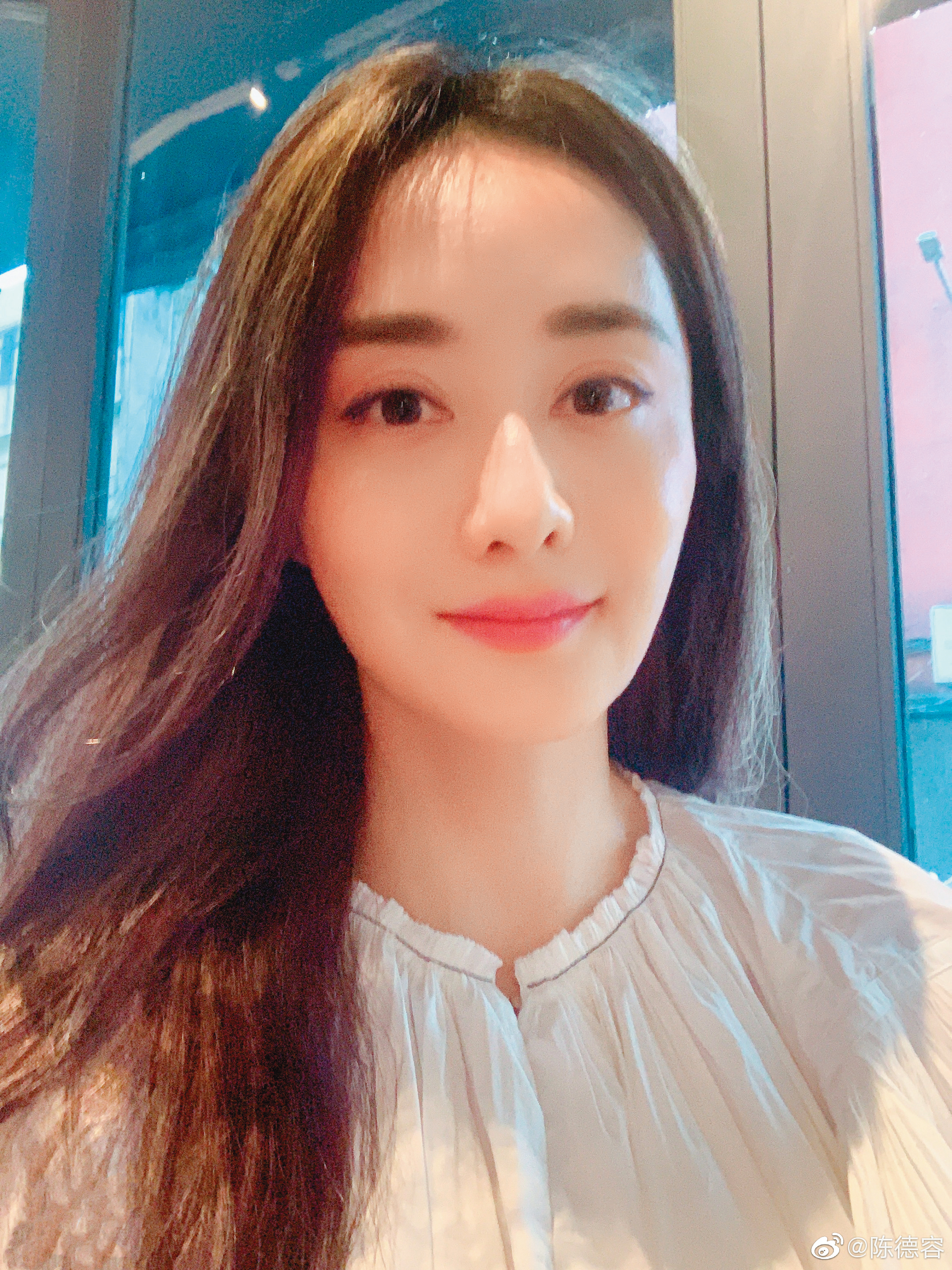 陳德容因聚少離多跟地產小開離婚。（翻臉陳德容微博）