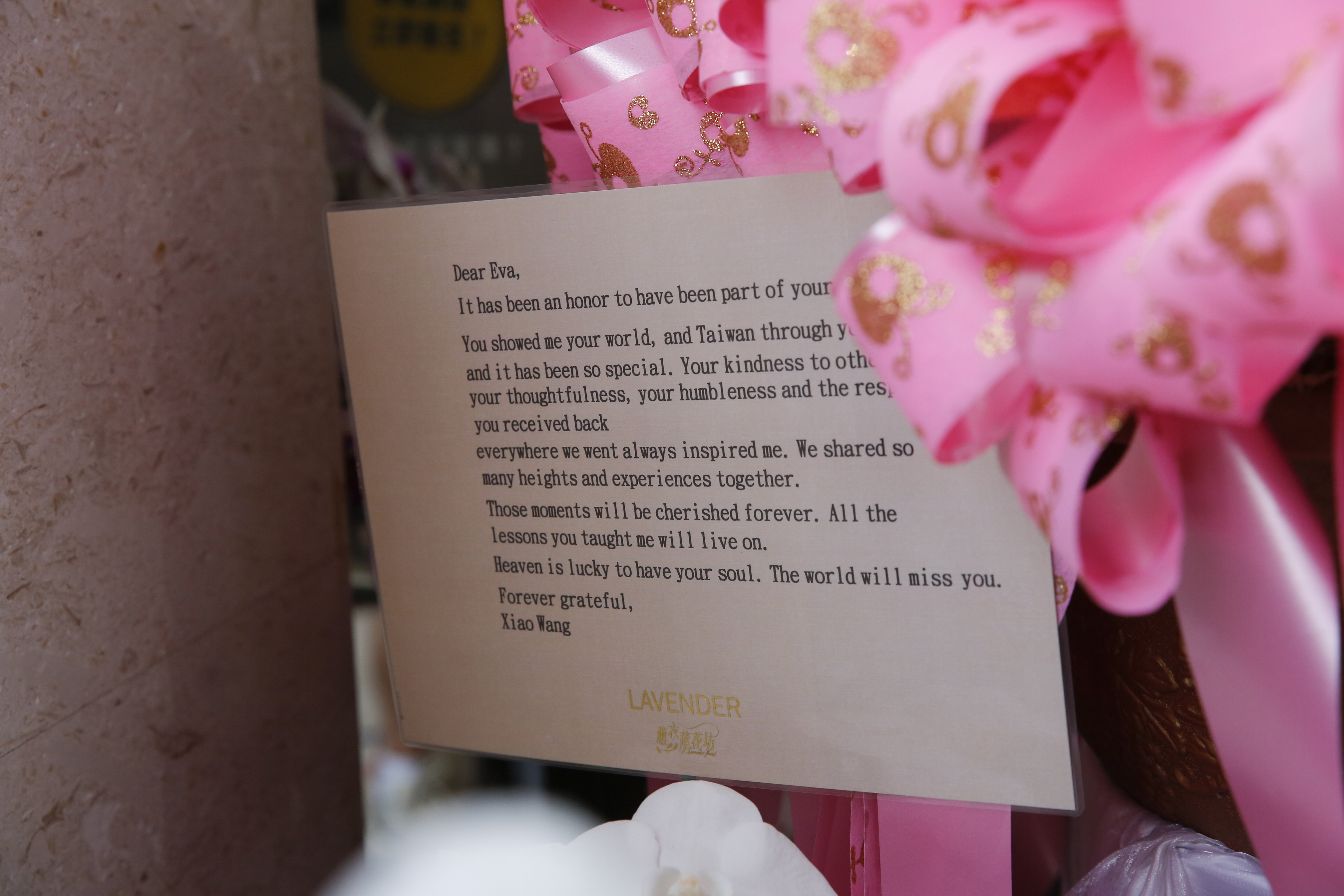 12日是羅霈穎的冥誕，眾人幫她慶生，圖中為素素的Makiyo。