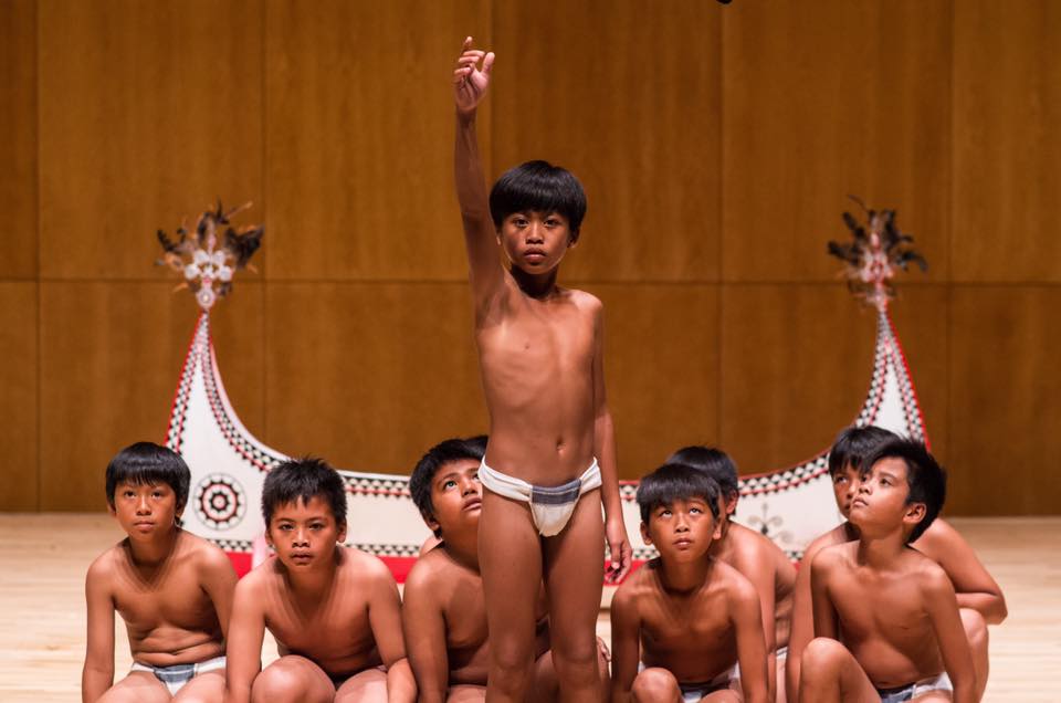 原住民雅美族（達悟族）個人傳統名字有多次變更的可能性，原住民族委員會今（13日）預告草案，未來雅美族人傳統名字變更將不受姓名條例規定次數限制。（翻攝自只有大海知道臉書）