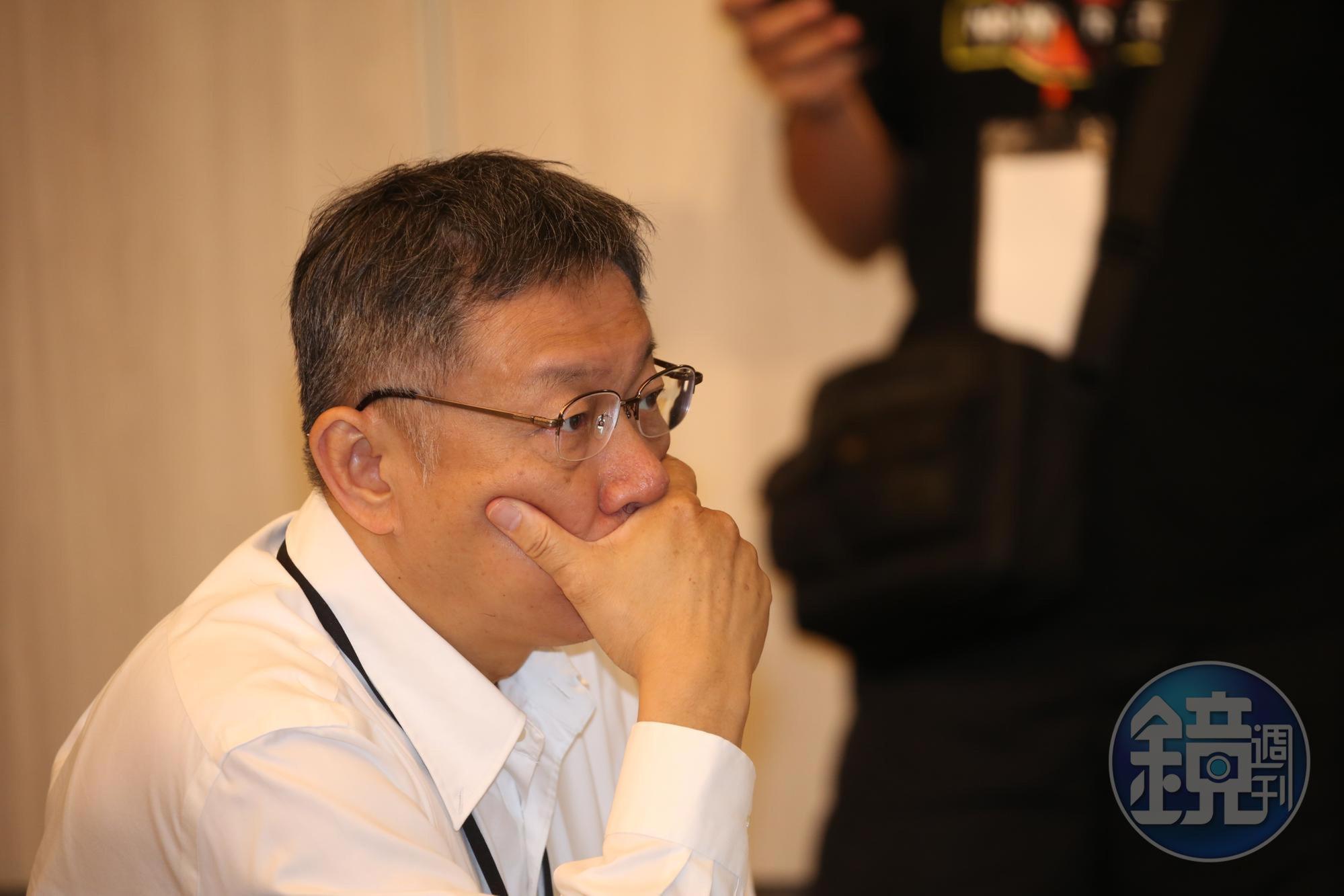 台北市長柯文哲指入境管理有漏洞，許多應該要居家檢疫者，沒有去住防疫旅館，希望中央嚴格管制入境旅客。