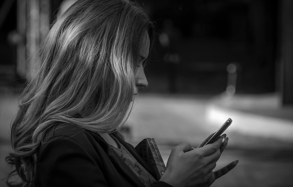 網友在「靠北女友」粉專分享自己放前女友鴿子，大家紛紛叫好。（示意圖，pixabay）