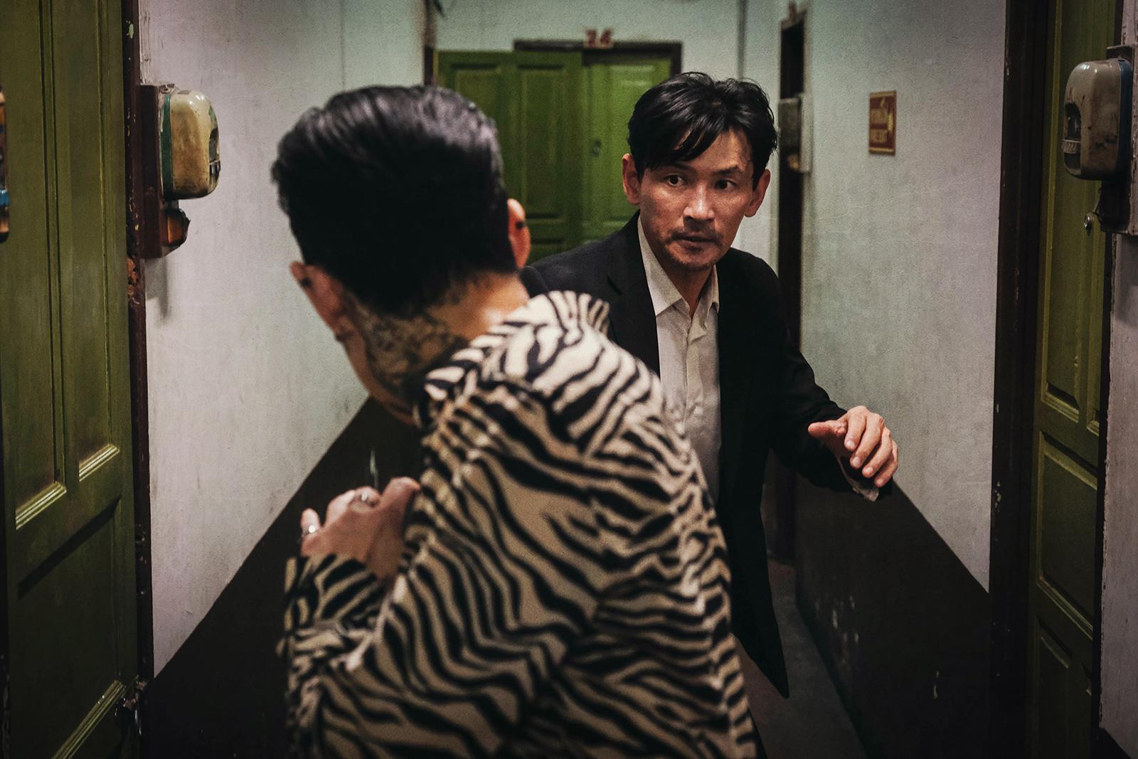 《魔鬼對決》中的動作戲都是採實景拍攝，不靠搭景或CG。（采昌國際多媒體提供）
