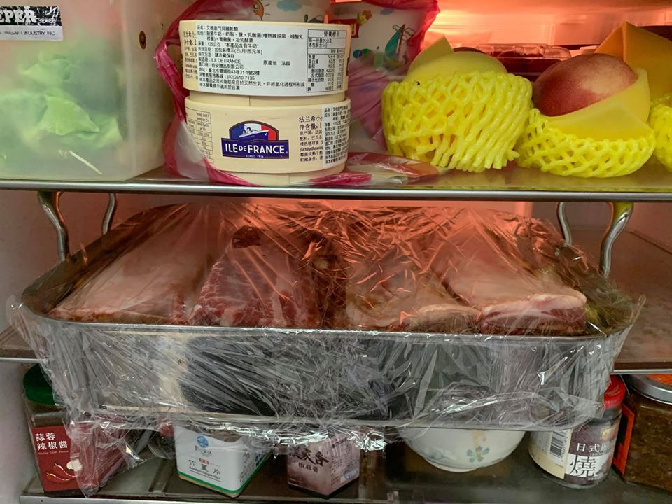 放入冰箱冷藏24小時，浸泡等待入味。