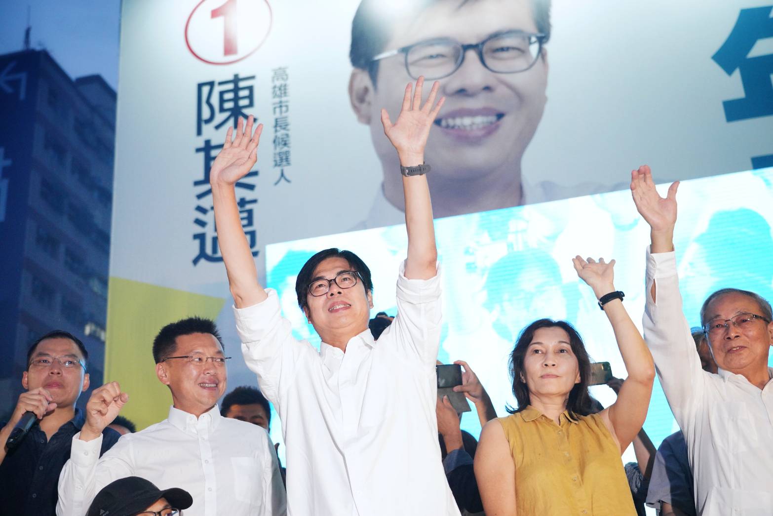 陳其邁的得票率超越了2014年前高雄市長陳菊締造的68.08%紀錄,刷新了高雄市長選舉的最高得票率紀錄。