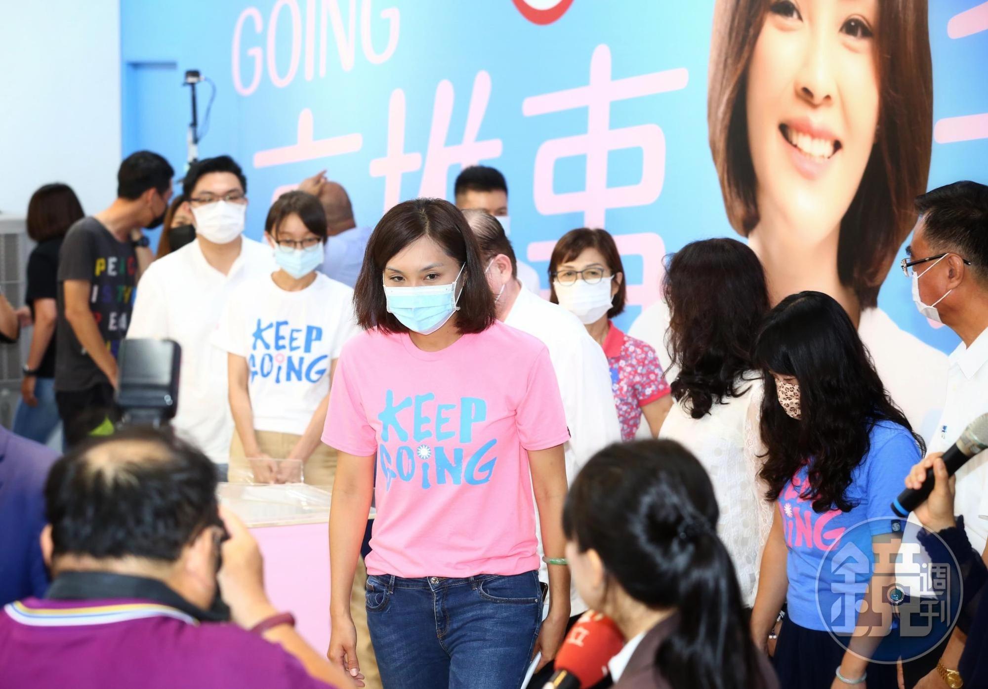 國民黨高雄市長補選候選人李眉蓁僅在3區票數贏過陳其邁。