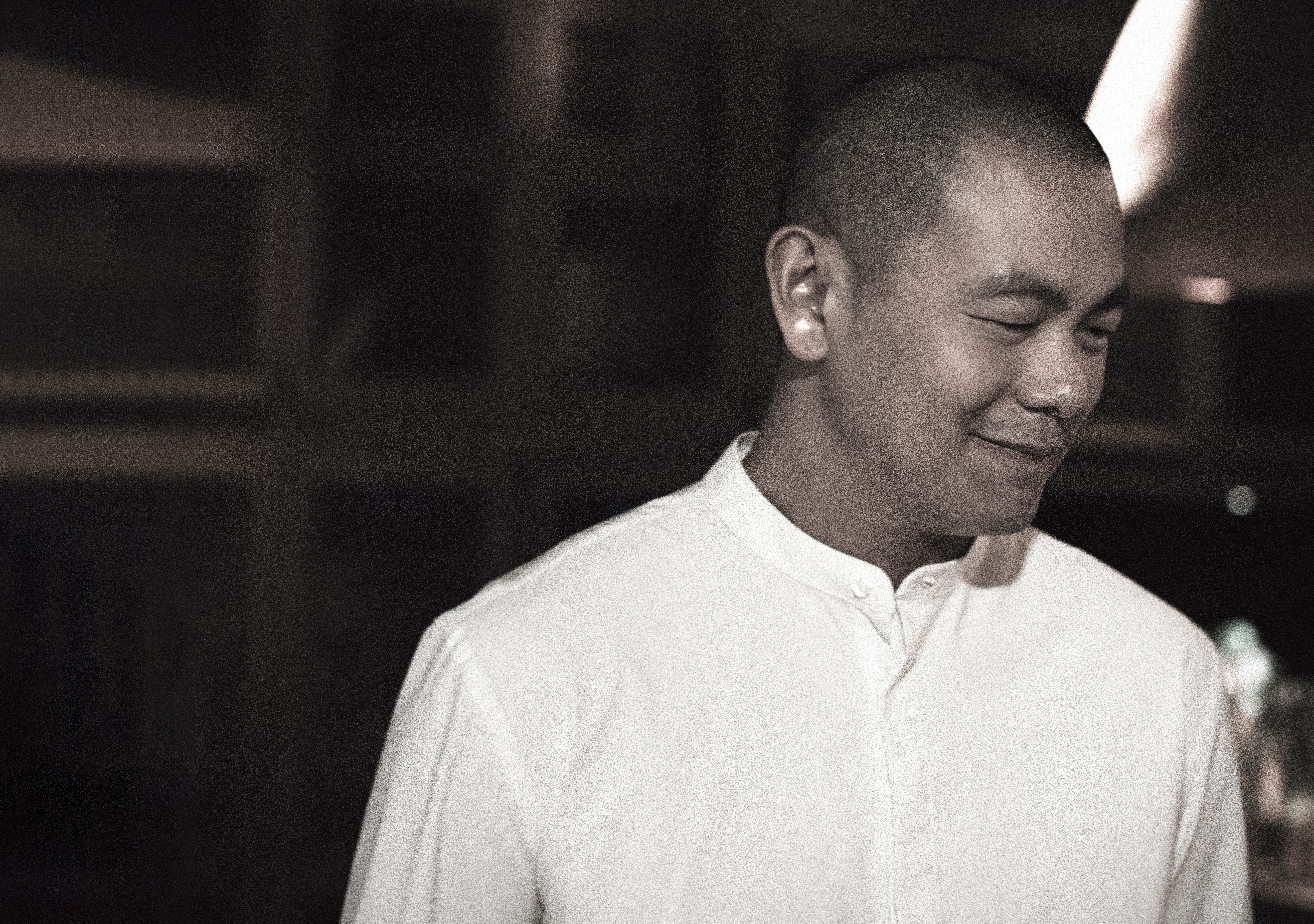 在後疫情時代， 江振誠認為看待餐飲業的門檻應該要更高， 「大家慎重對待。」