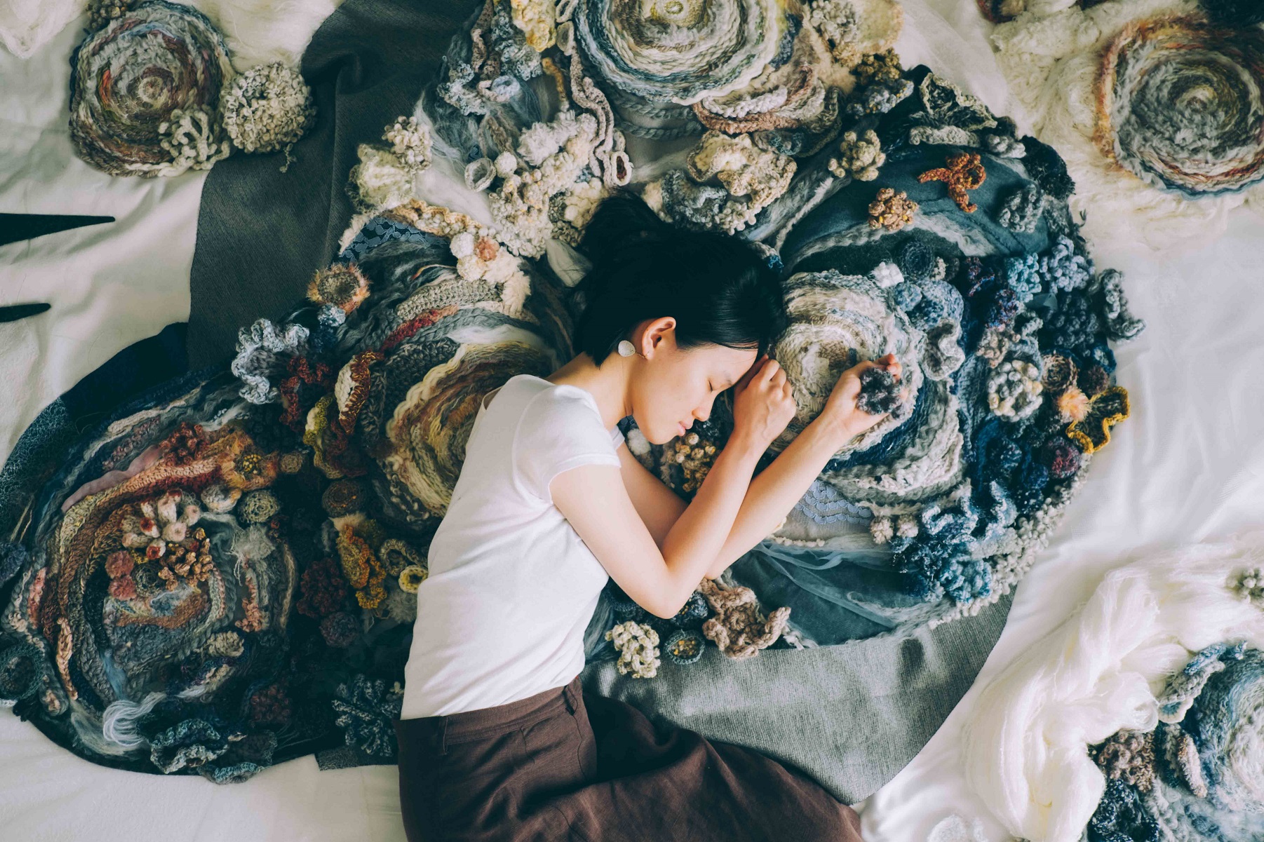 《13個房間創作藝術節》將創作帶進飯店客房與商家，在日常中感受藝術。（《13個房間創作藝術節》提供）