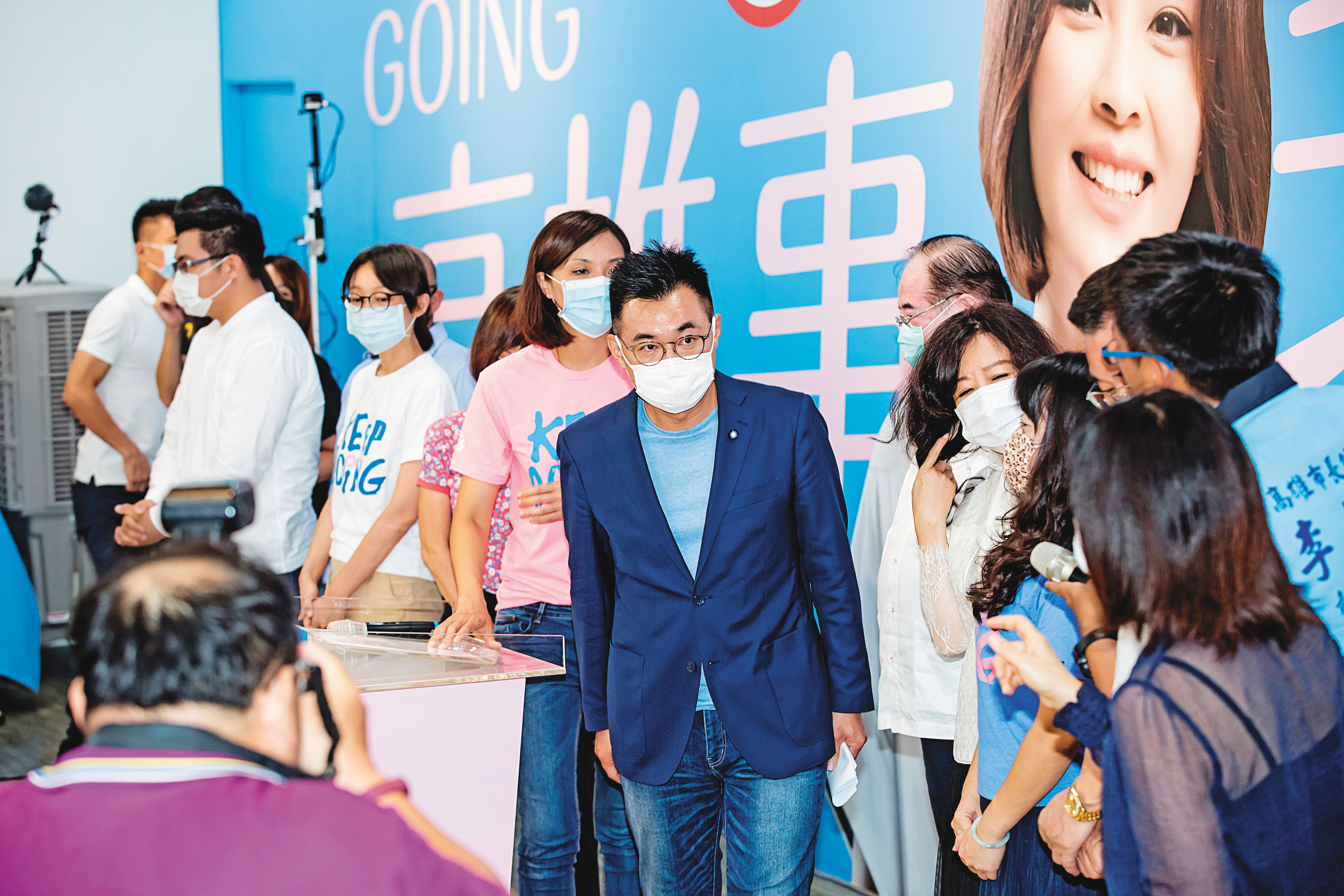 國民黨在高雄市長補選慘敗，黨主席江啓臣設定的「333防線」，全面失守，江主席的威信遭到重擊。