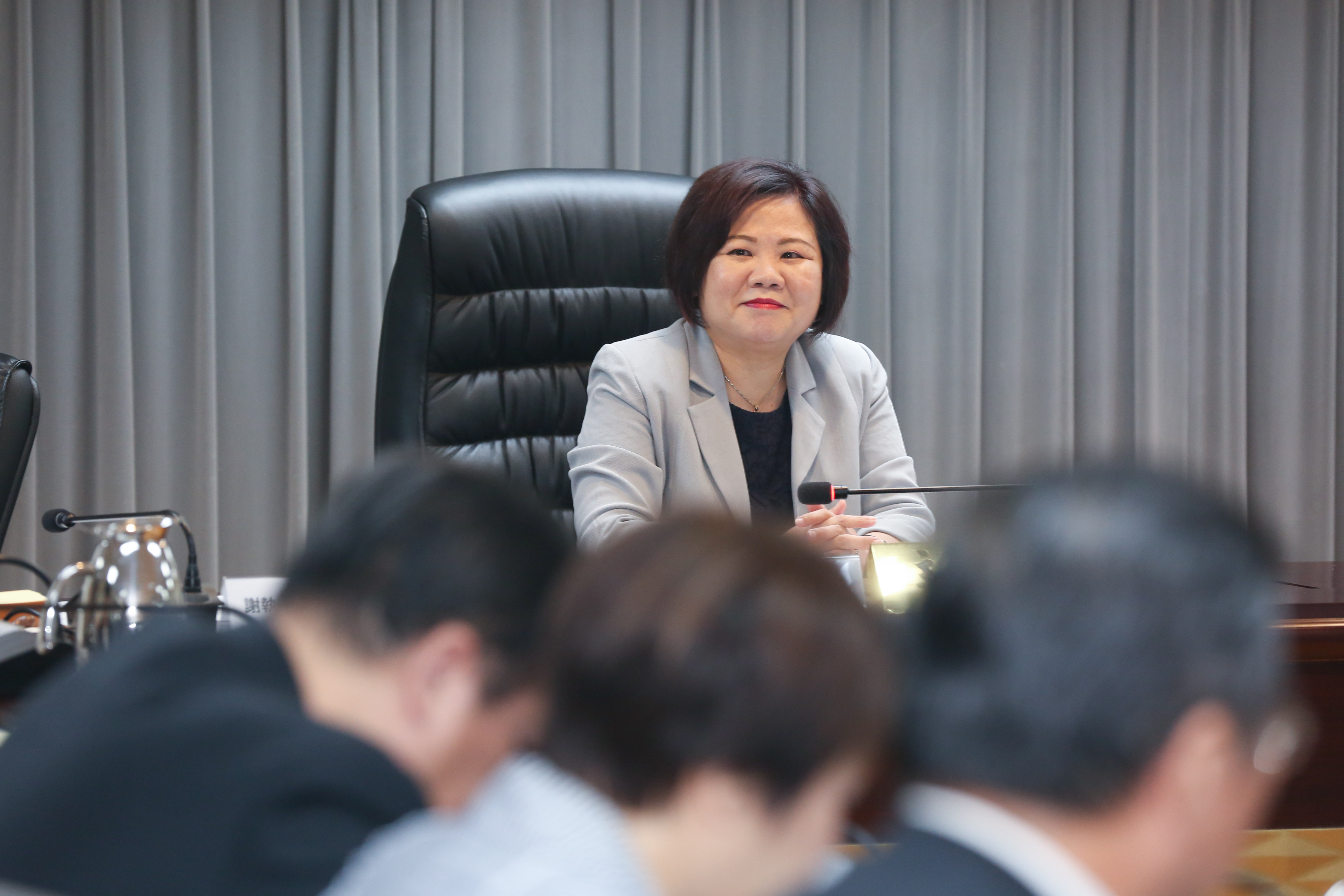 基本工資審議委員會後,勞動部長許銘春裁示,明年基本工資月薪、時薪都微幅調漲。(本刊資料照)