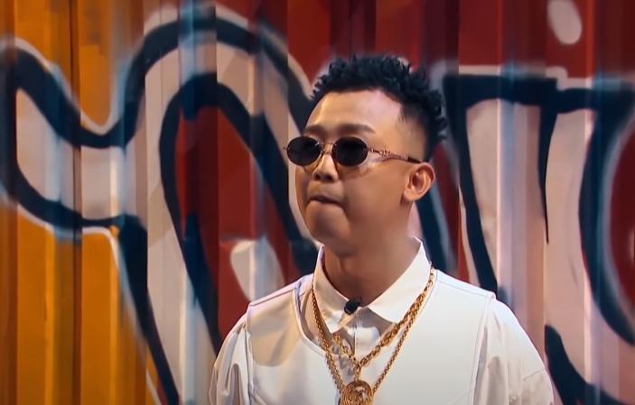 GAI面對選手們的要求,忍無可忍講重話。(翻攝自愛奇藝台灣站)