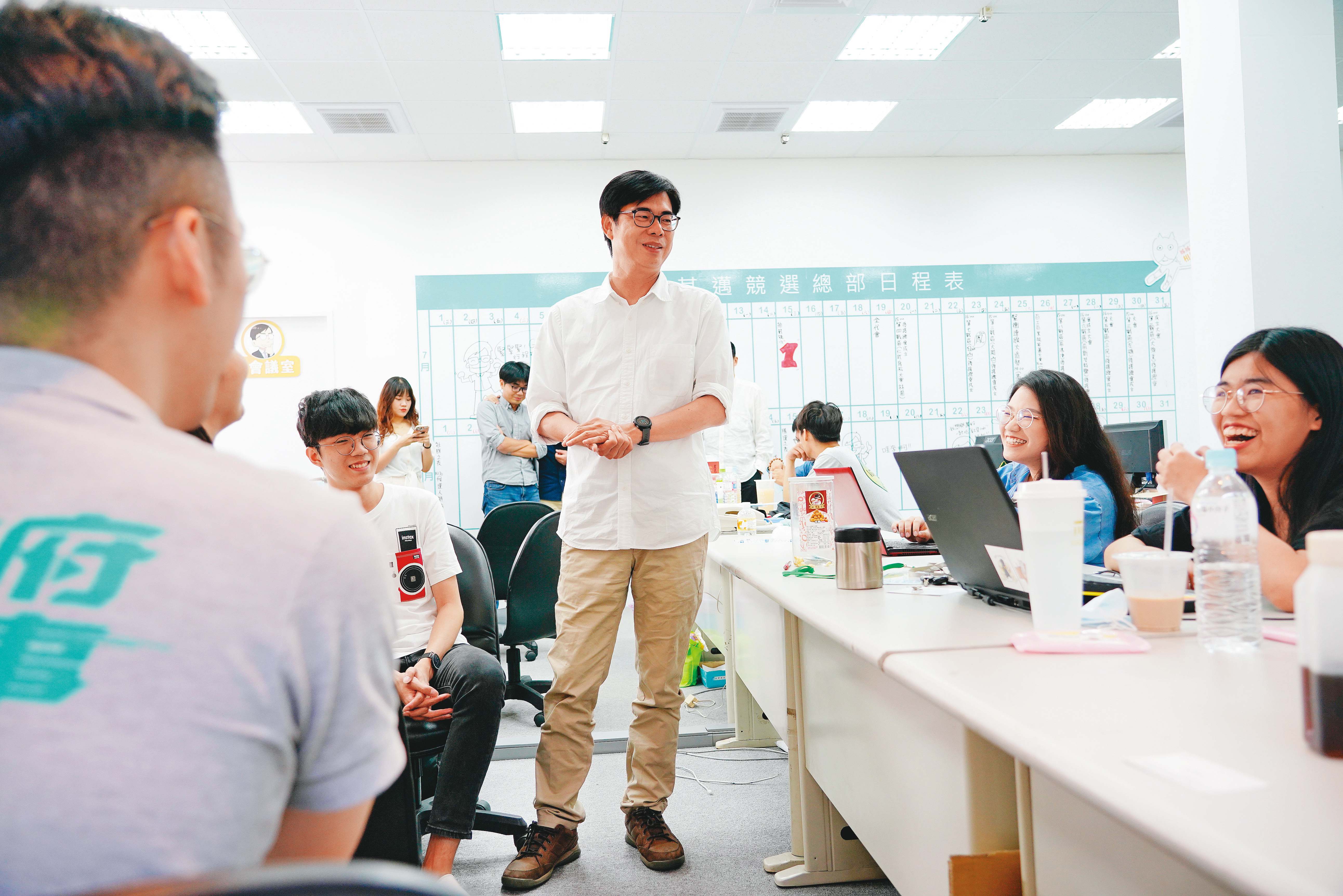 陳其邁的競選團隊以20多歲的年輕人為主，未來他的市府團隊也會大量起用年輕人。