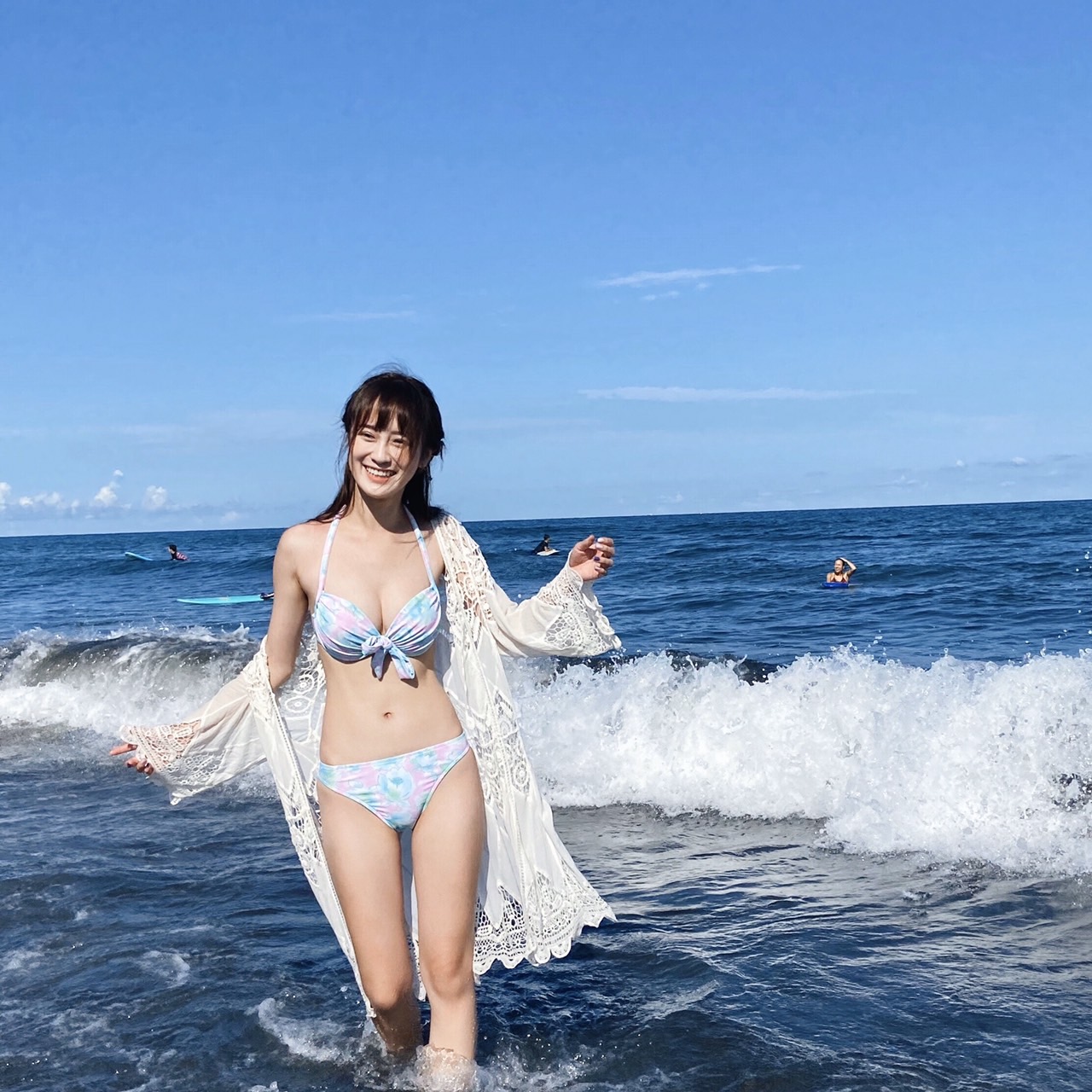 立欣大方展現比基尼好身材，身型相當纖細。（野火娛樂）