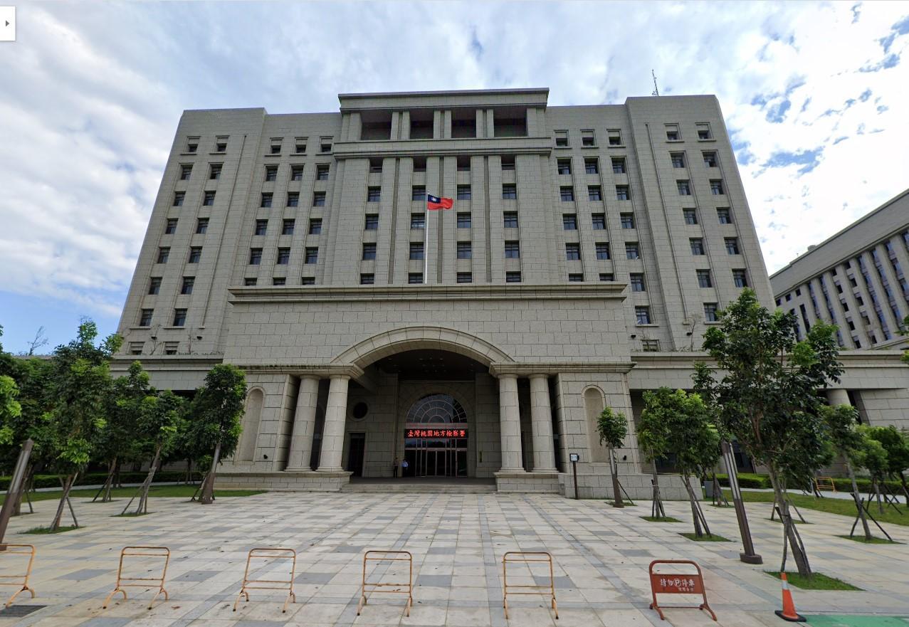 將虐死女兒的龍男,昨再被桃園地檢依強制性侵罪起訴。(翻攝網路)