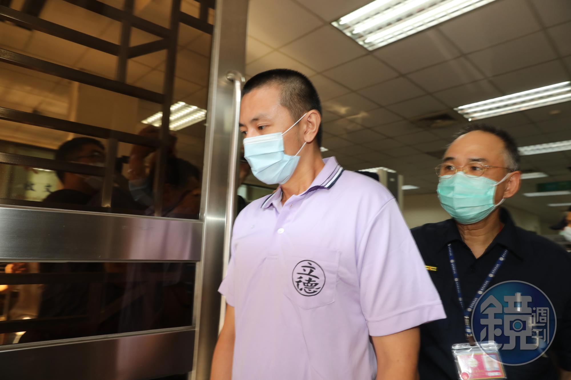法院昨(20日)將梁男從無期徒刑改判為無罪,並「責付」給桃園市衛生局。