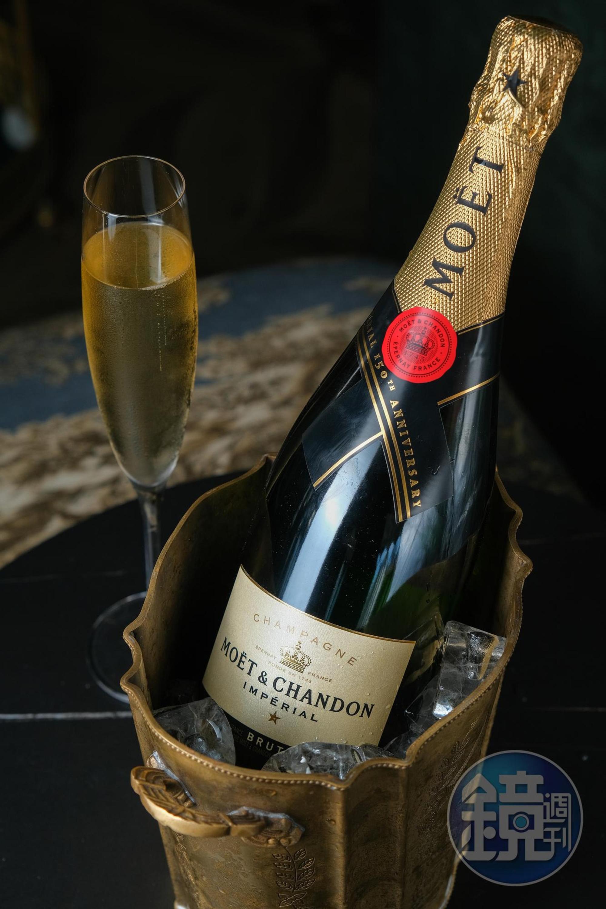 「Moët & Chandon Brut Impérial」是酒廠的明星酒款,享有高知名度。(460元/杯、4,600元/瓶)