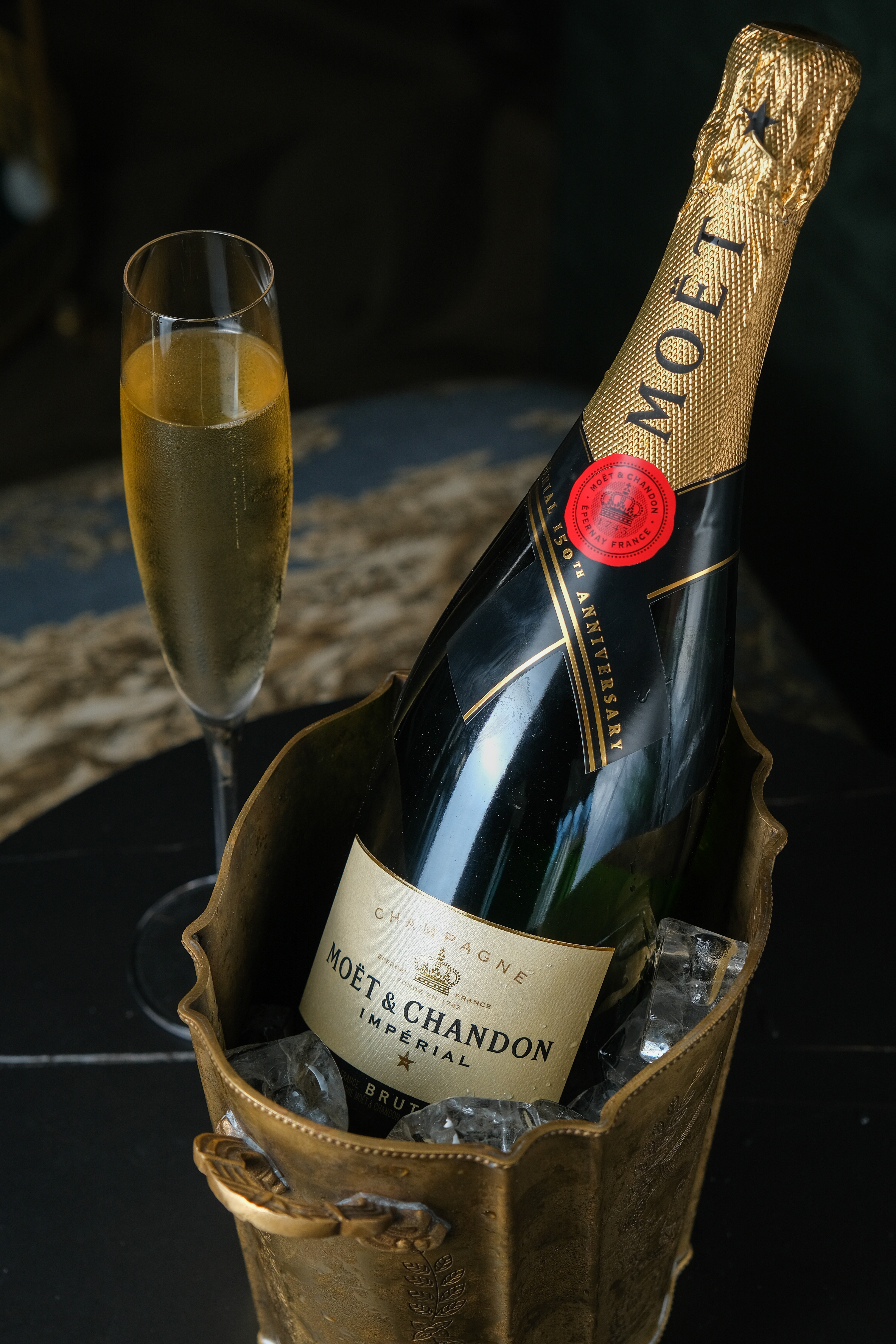 「Moët & Chandon Brut Impérial」是酒廠的明星酒款，享有高知名度。（460元／杯、4,600元／瓶）