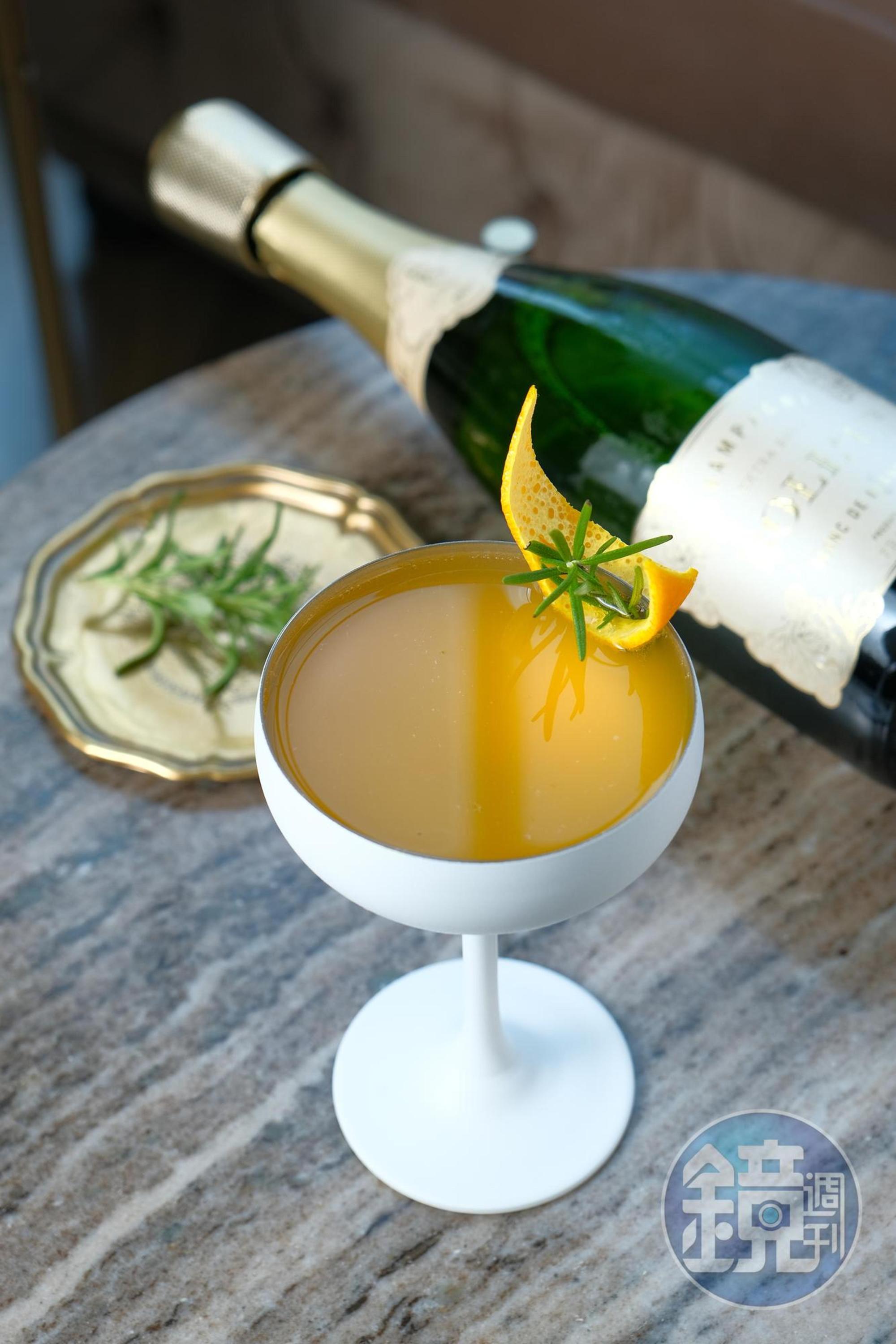 「Mimosa」用酸度偏高的香檳,加上干邑橙酒,堆疊柑橘氣息。(480元/杯)