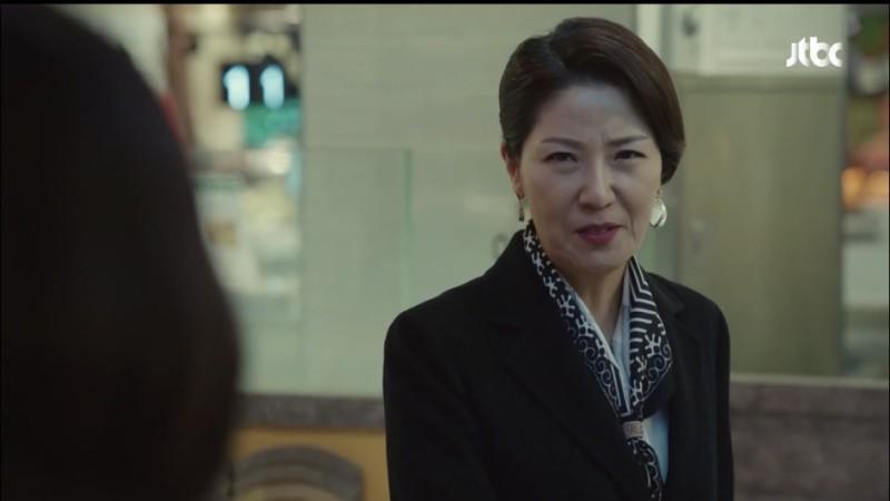 徐宜淑在《夫妻的世界》中飾演麗友會會長。（翻攝自JTBC）