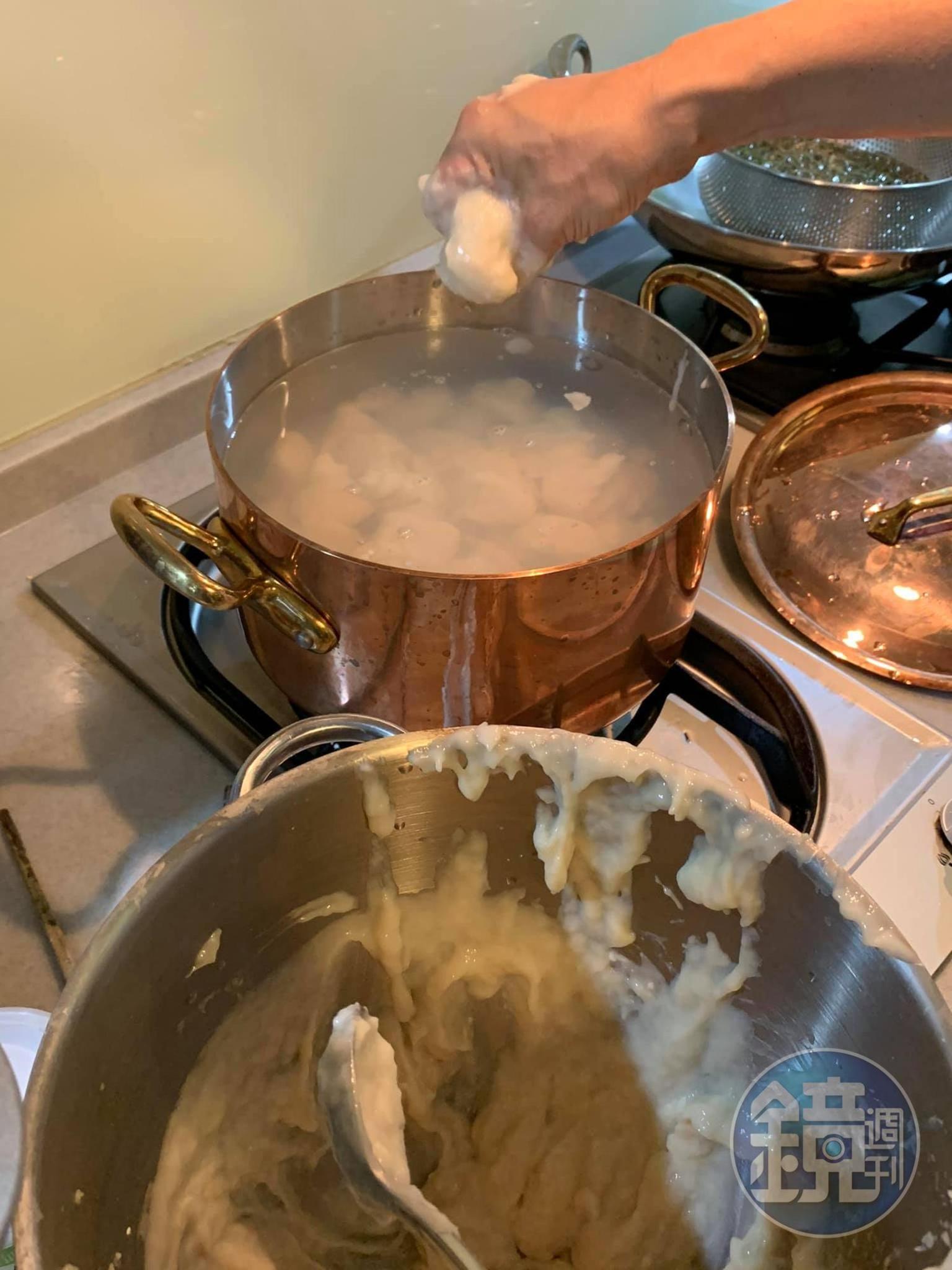 辛苦作業，但有點療癒。