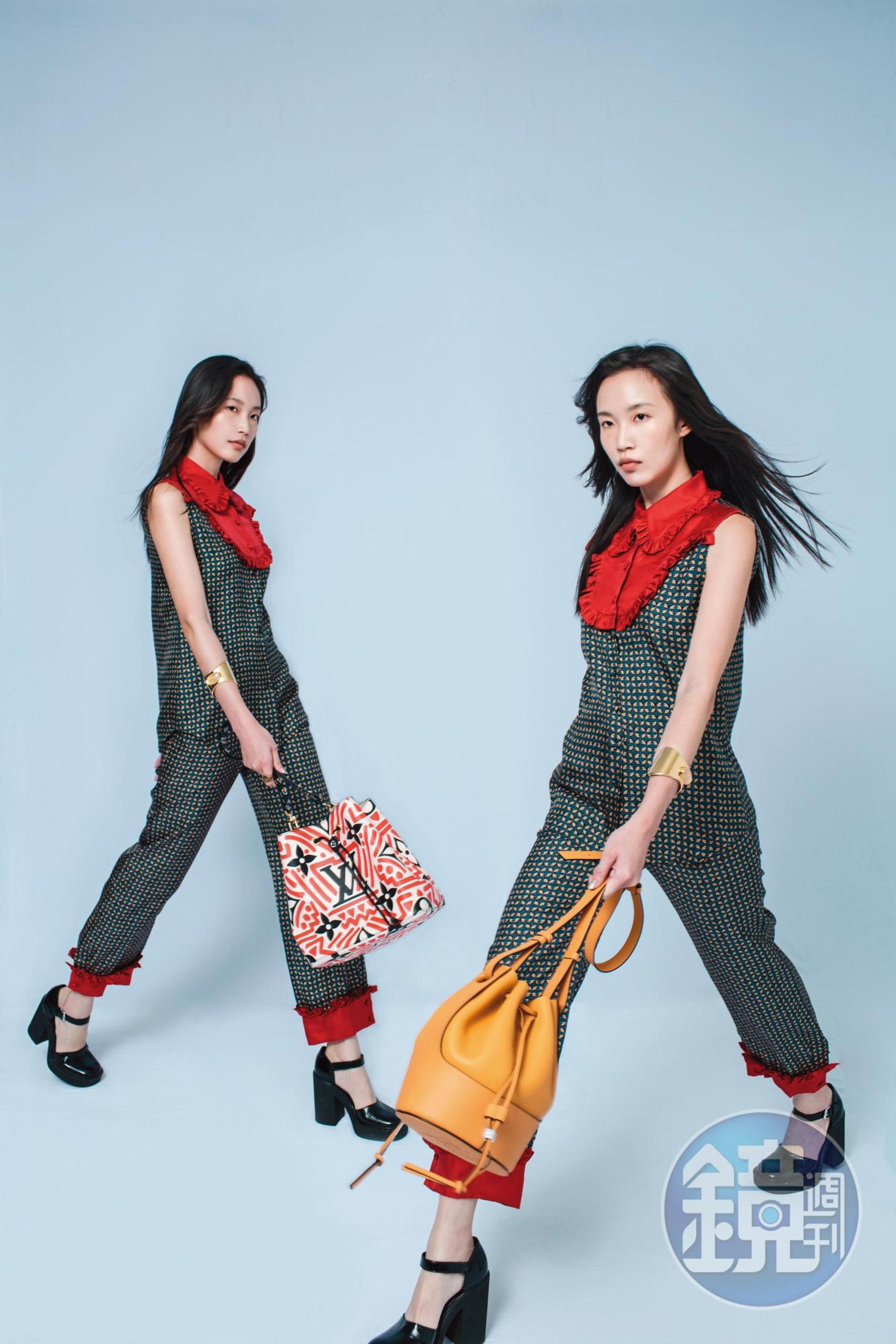 Balloon水仙黃小牛皮水桶包 NT$100,000 by LOEWE／Crafty Néonoé印花水桶包 NT$81,000 by LOUIS VUITTON／紅色飾領印花上衣 價格店洽／紅色飾邊印花長褲 價格店洽／黑色粗跟娃娃鞋 價格店洽 All by PRADA／金色寬版手環 價格店洽 by CELINE。