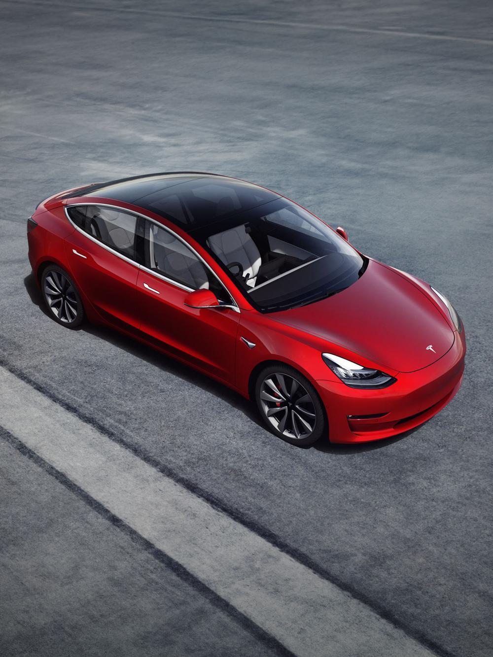 高人氣的入門電動車--TESLA Model 3