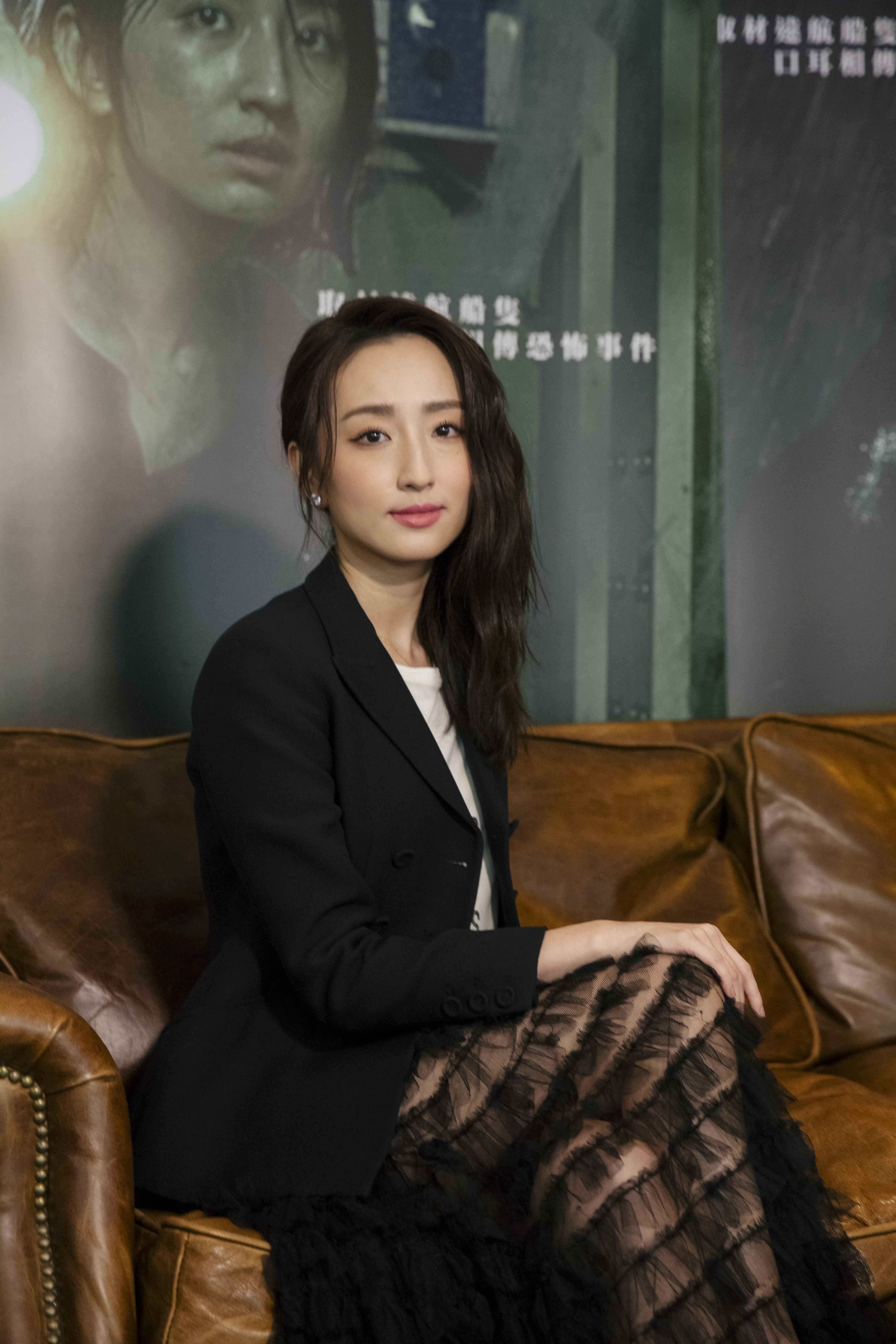 想做多方面嘗試,柯佳嬿不再為自己設限,挑戰以往未曾演出過的災難片型,笑稱「好萊塢演員對空氣演戲也太厲害」。