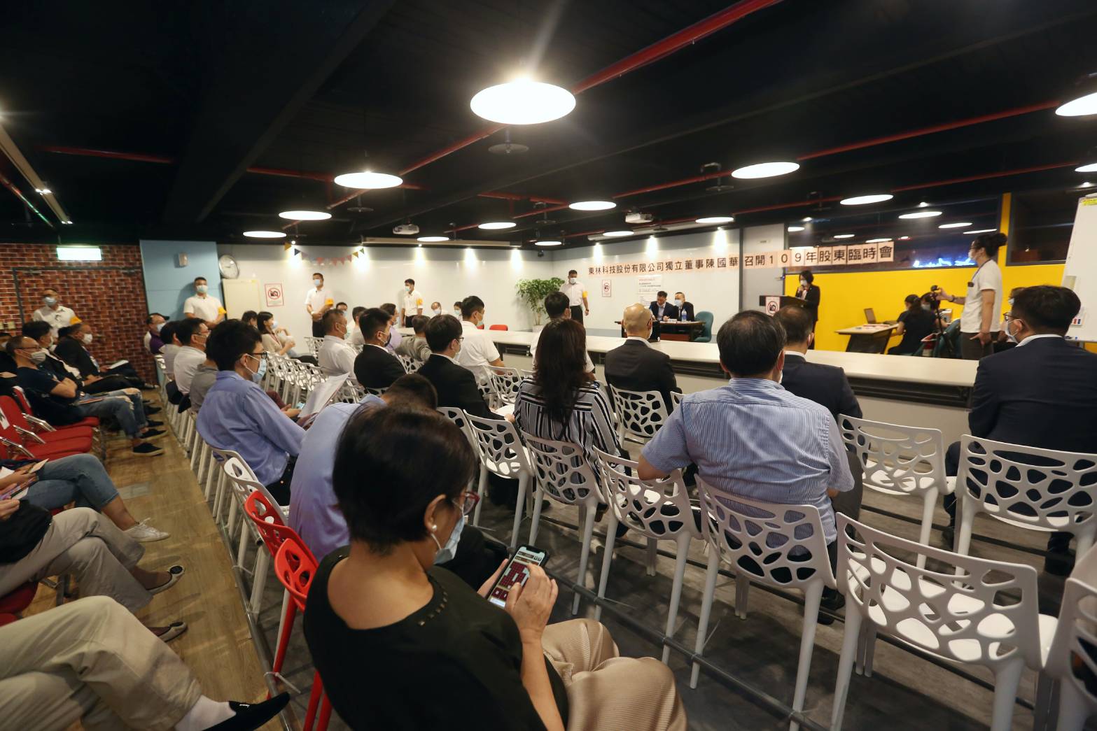 東林台北南港場臨股會順利開成，外商派取得2普董、1獨董。