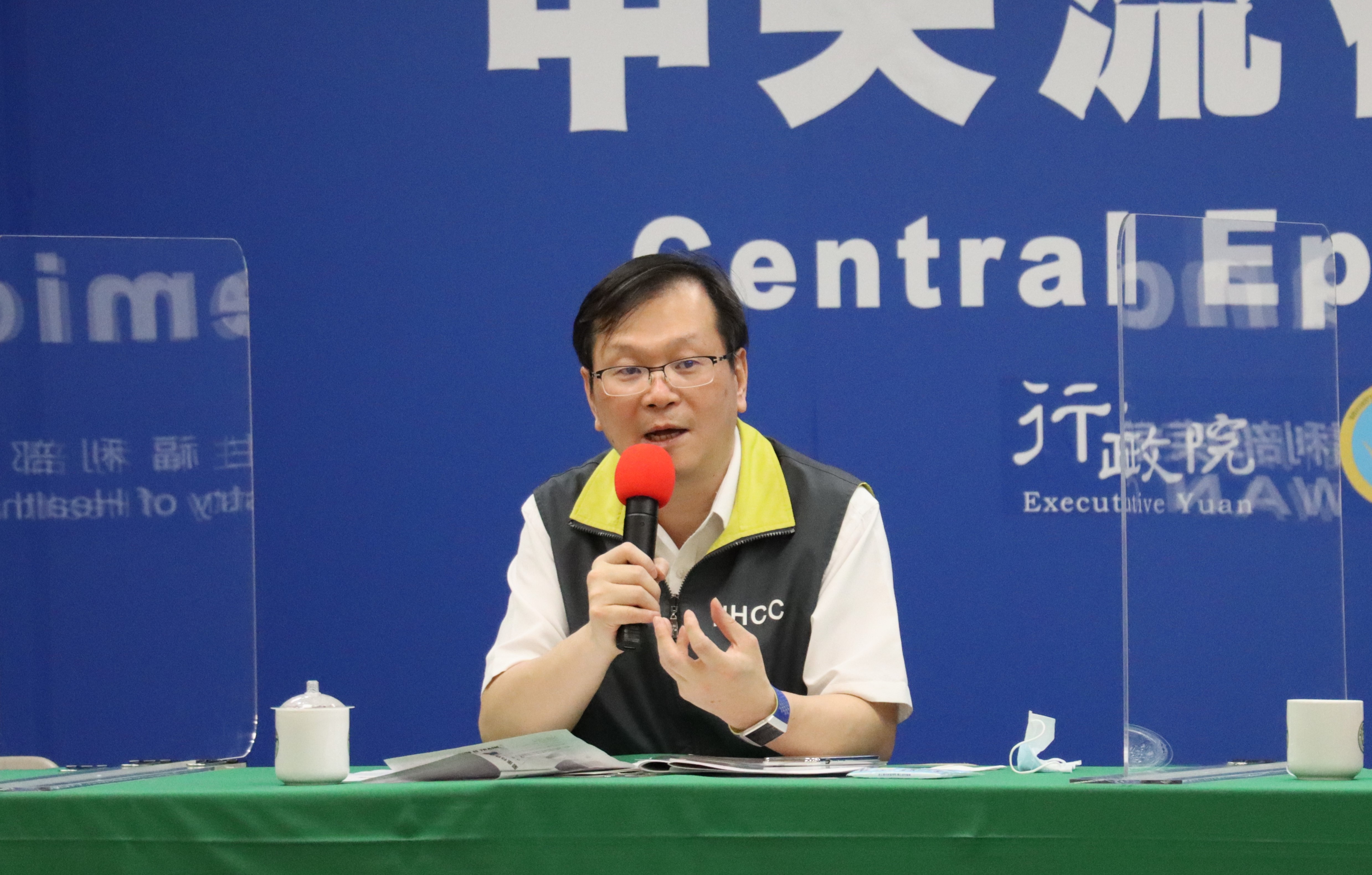 疫情指揮中心今天公布，40多歲本國籍男性自菲律賓返台確。（指揮中心提供）