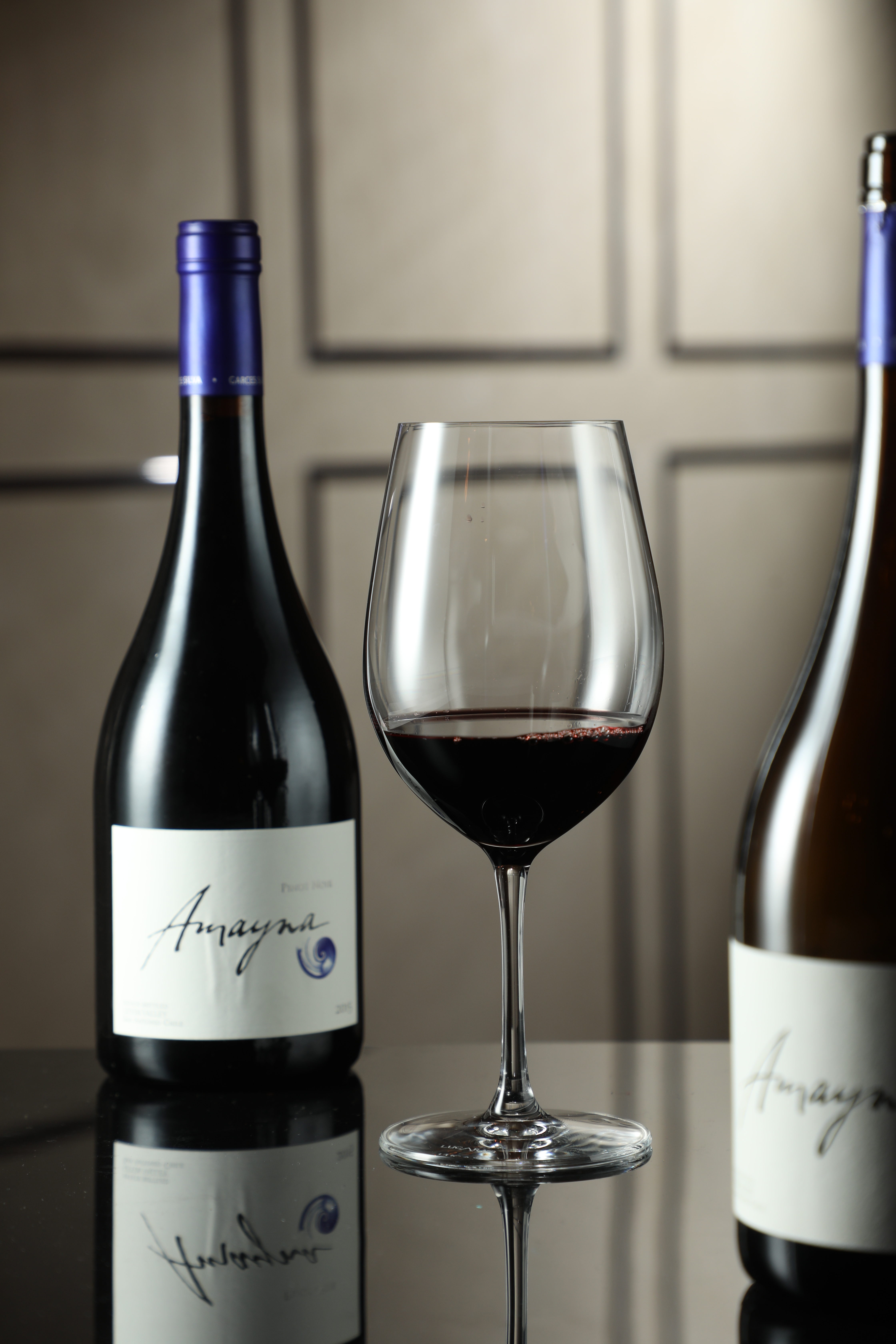 「Amayna Pinot Noir, Leyda Valley, Chile 2015」出自智利總統最愛的Garcés Silva酒莊。（2,800元／瓶）