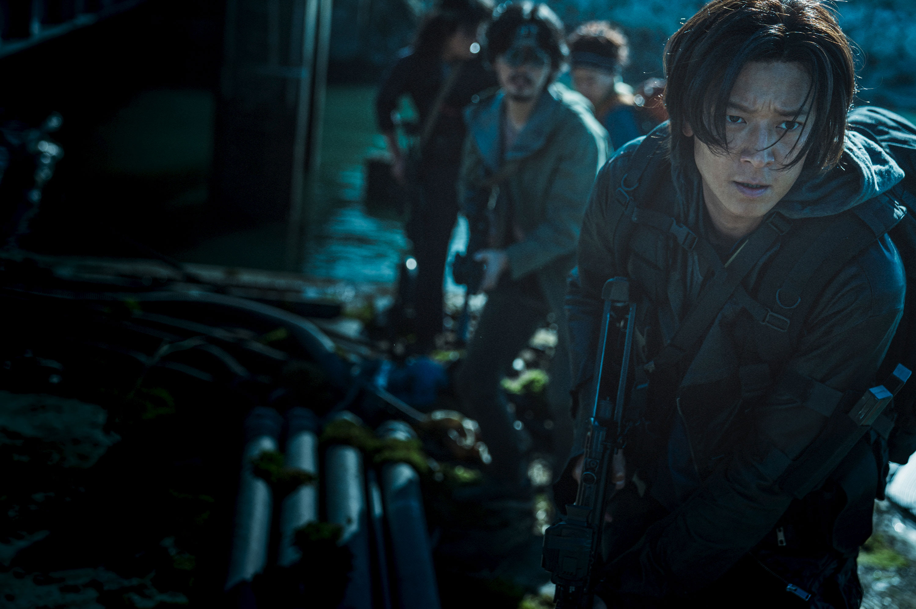 姜棟元主演的《屍速列車2：感染半島》上週末也在美國上映。（車庫娛樂提供）