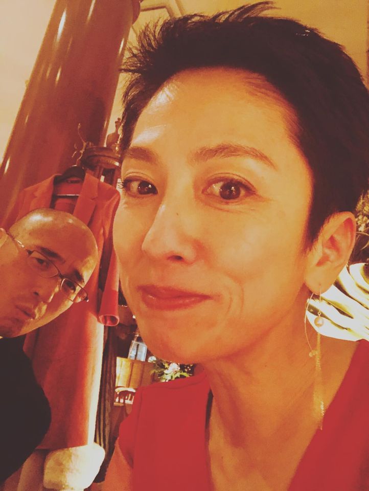 蓮舫受訪時表示,是由她提議離婚,理由是人生觀不同,最後和平簽字。(翻攝蓮舫臉書)