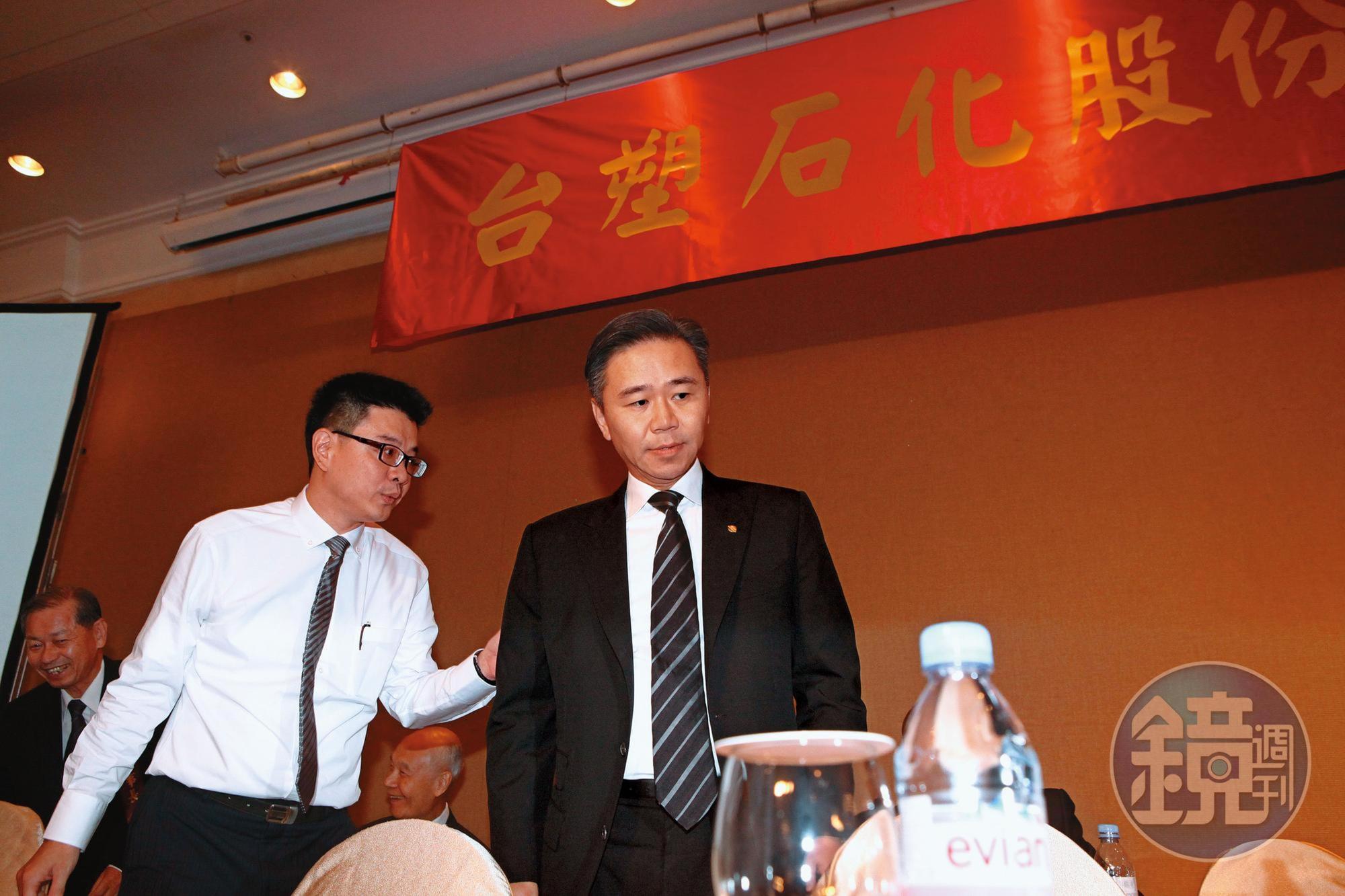 王文祥(右)身兼台化和台塑化董事,每年定期返台7、8次。
