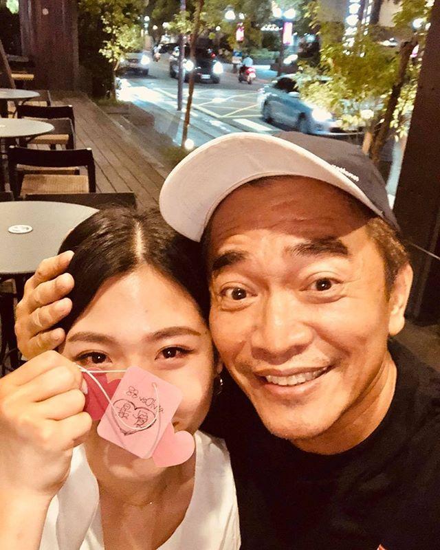 吳宗憲首度曝光Olivia的正面照,讓許多網友相當驚豔。(翻攝自吳宗憲IG)