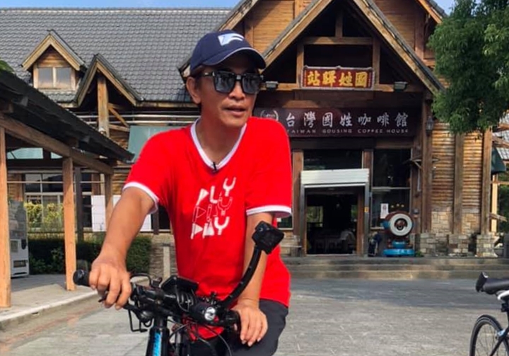  吳宗憲可惜《綜藝玩很大》和《小明星大跟班》槓龜，希望《綜藝大熱門》得獎。（翻攝自吳宗憲臉書）