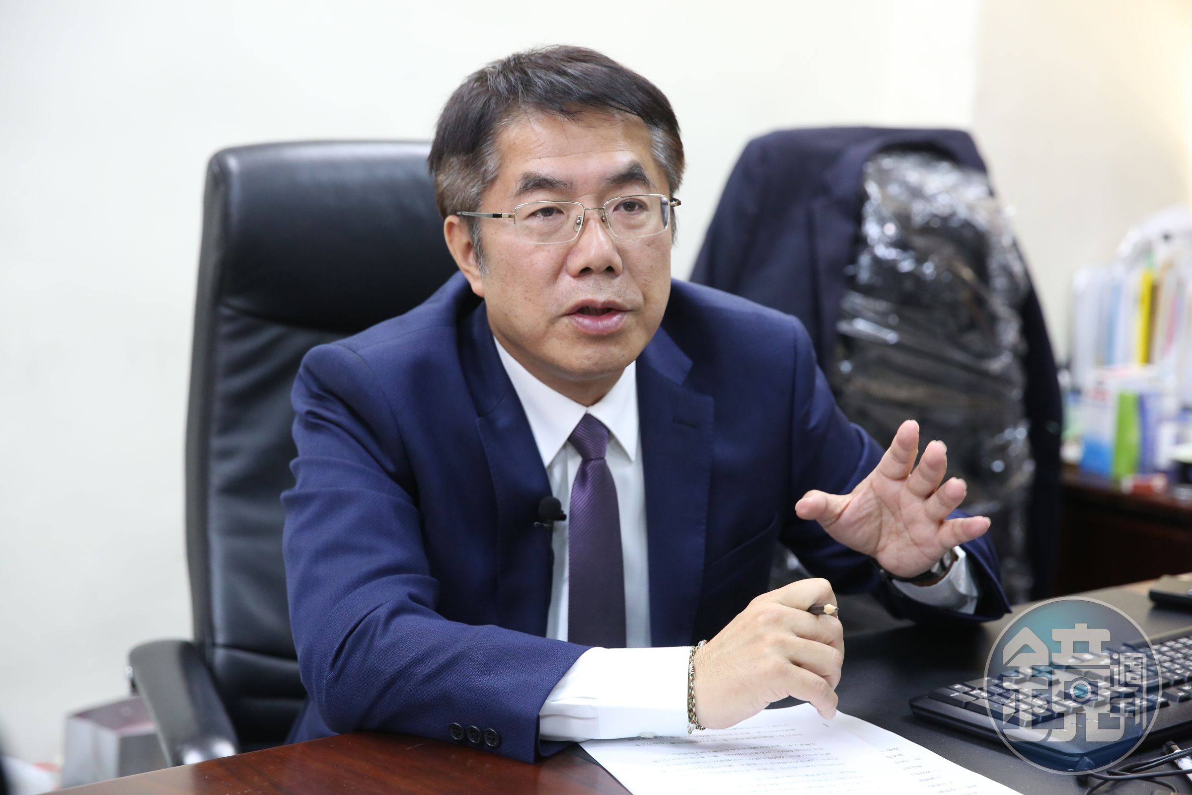 台南恐有強降雨發生，市長黃偉哲透過臉書向市民報告各地區降雨情形。（本刊資料照）