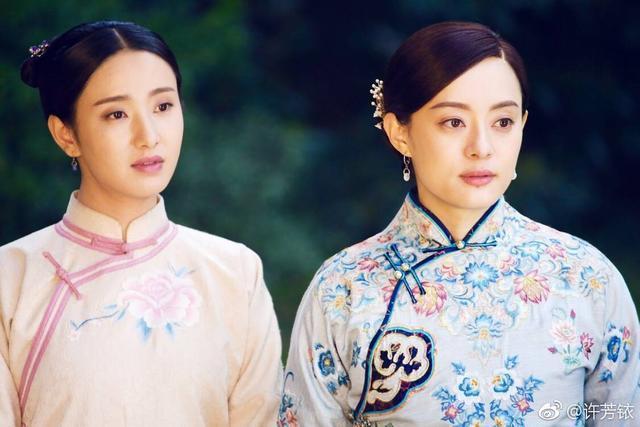 飾演《那年花開月正圓》丫環「春杏」(圖左)的許芳銥,七夕情人節宣布與虞文濤結婚。(翻攝自網路)