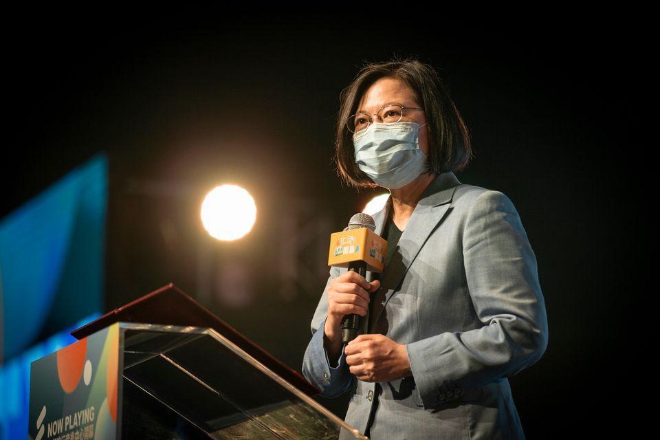 蔡英文應澳洲智庫邀請發表視訊演說,圖為總統參與北部流行音樂中心開幕。(翻攝自蔡英文粉絲專頁)