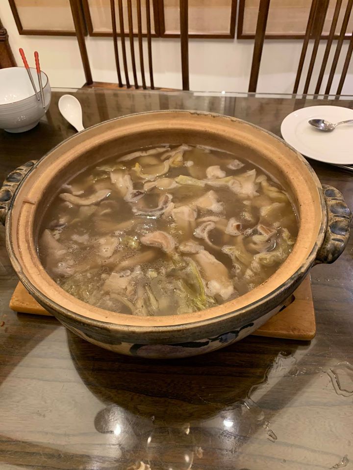 今天晚餐只吃這一鍋，豬肚真是Q彈可口。