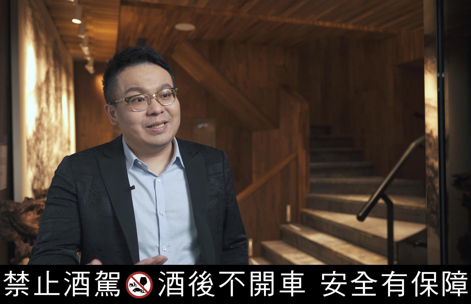 墨海樓國際藝術研究機構創辦人葉國新博士，是促成SPEY與查爾斯王子傳統藝術學院交流合作的重要推手。
