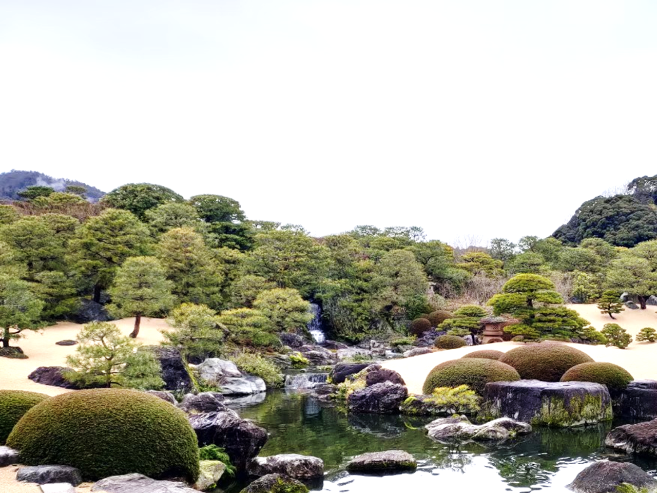 (足立美術館)成美文化園有著與日本足立美術館一樣的「池庭」景點。(成美文化園 提供)
