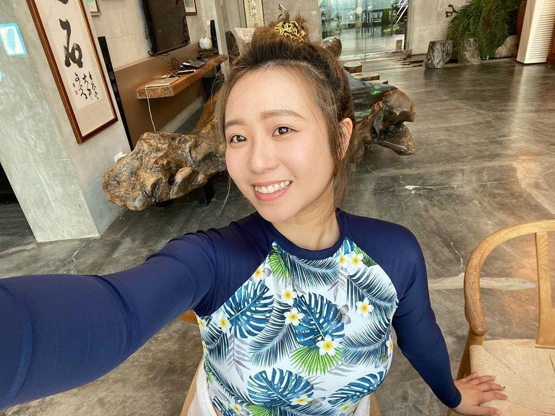 茵聲因木星一句話關美肌自拍，羞喊「很蠟黃」。（翻攝自茵聲IG）