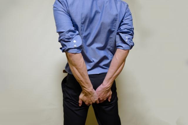 有男子將「鋼鐵砲彈」塞入肛門，鮮血直流送醫取出。（示意圖，翻攝自photo-ac）