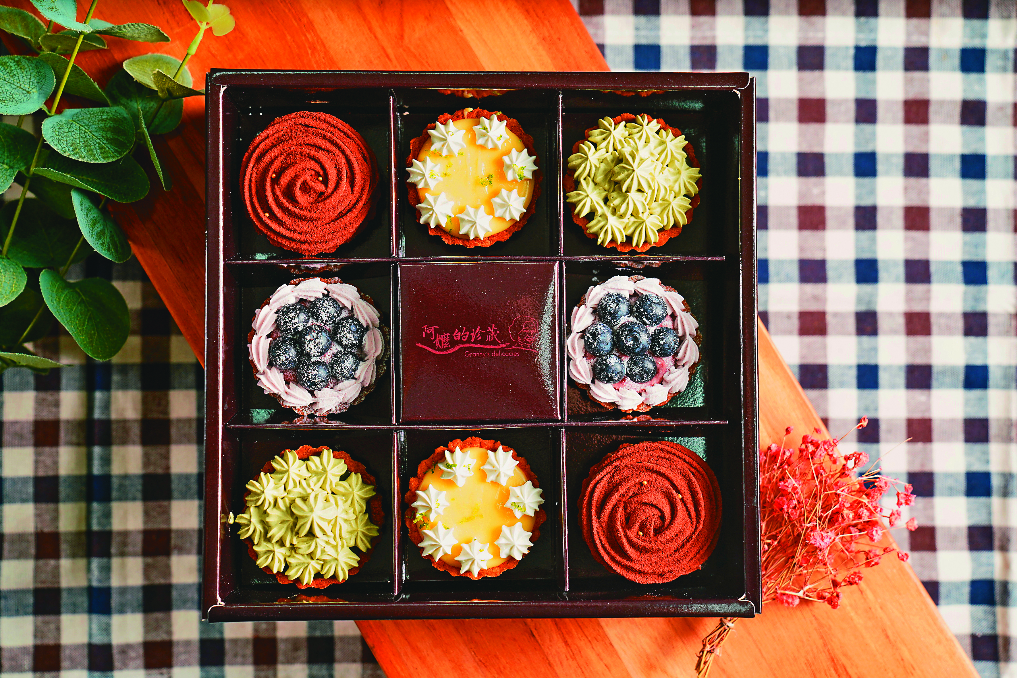 招牌珠寶盒甜點，受到許多女性粉絲喜愛，1年就賣出3萬盒以上的好成績。