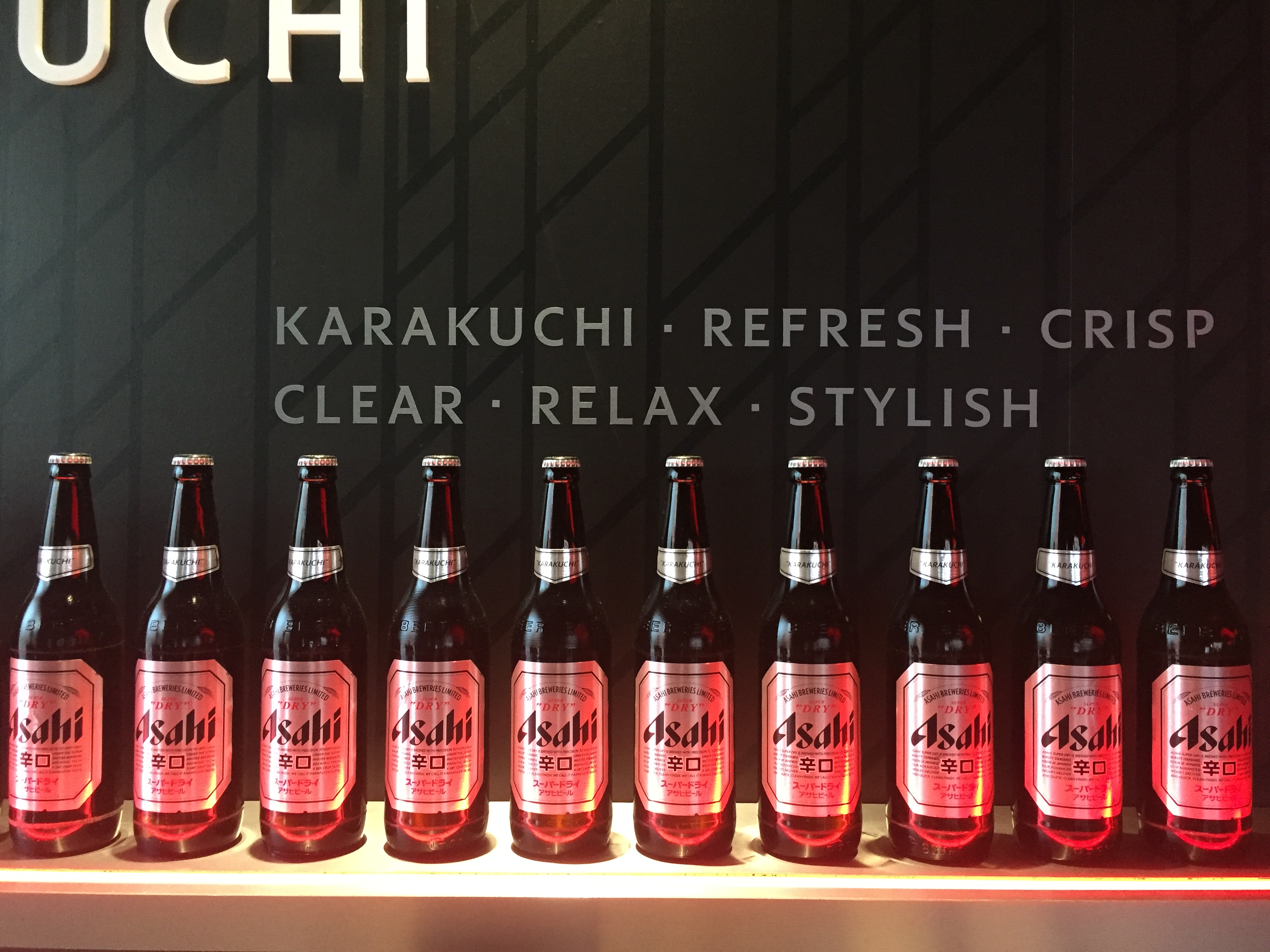 Asahi SUPER DRY換新包裝，主打不甜膩、清爽乾淨的「辛口」。