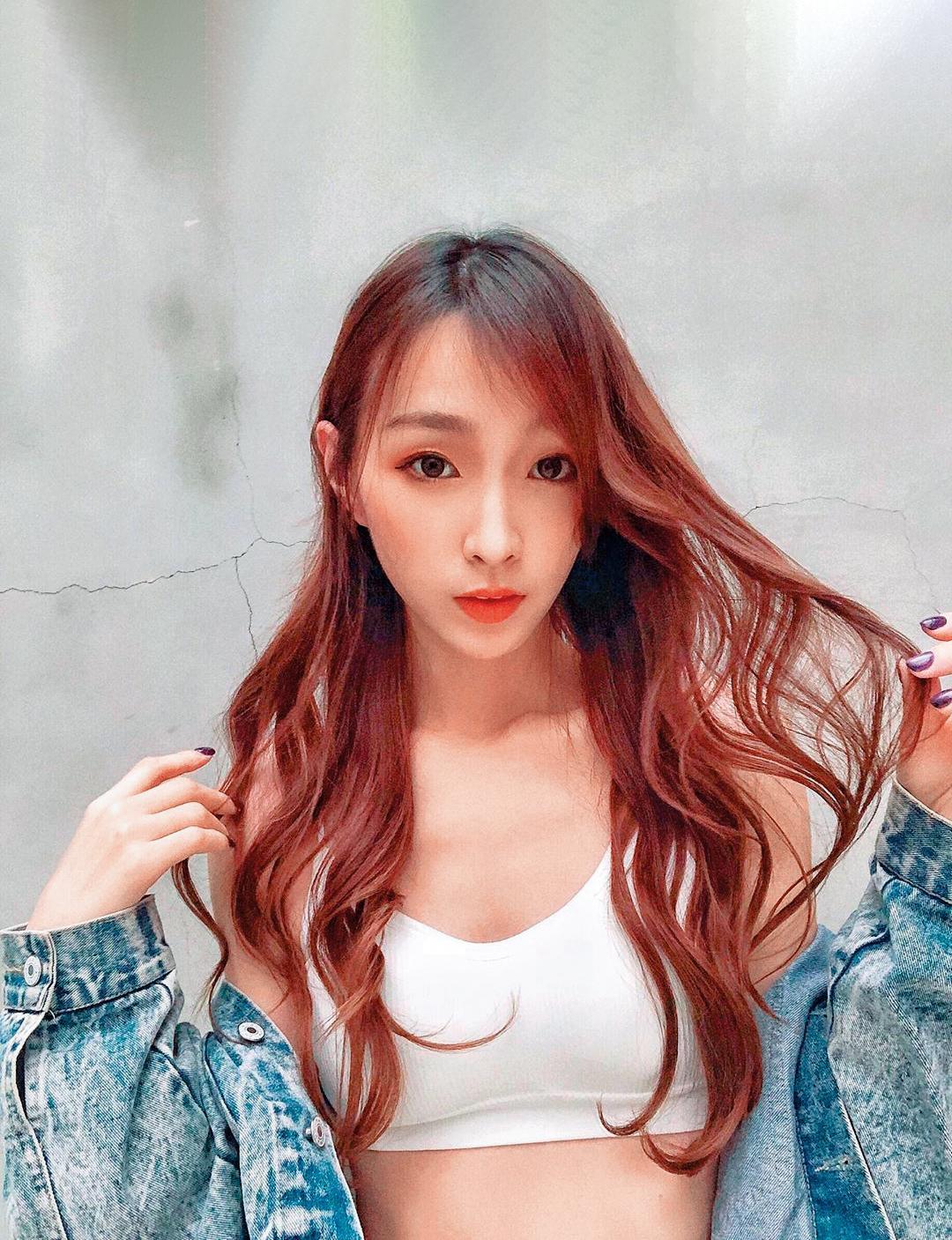 孫華婷自言不擅長跳舞，唱歌才是她的強項。22歲，168公分／50公斤；才藝：唱歌、日文、英文。（翻攝自孫華婷IG）