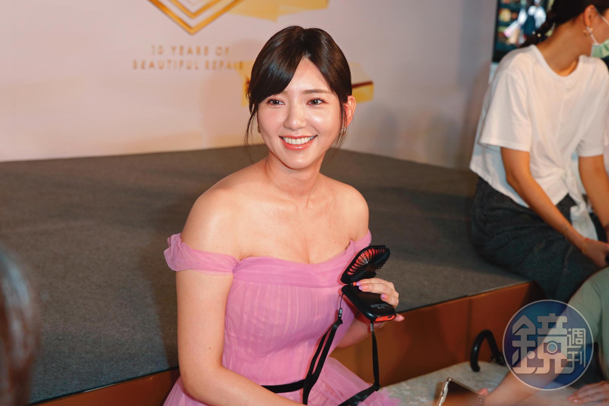 業界傳出李康生關於妓女的新片，原本鎖定郭雪芙當女主角，但最後由李千那遞補。