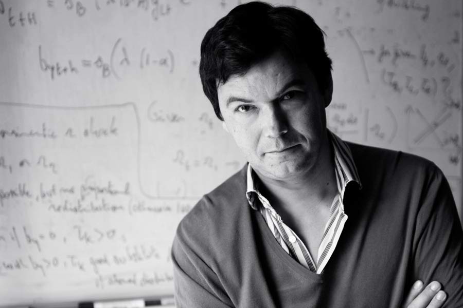 法國經濟學家托瑪皮凱提的新書因為不願刪除中國財富分配不均的篇幅，迄今中譯本在中國出版受阻。（翻攝自衛城臉書）