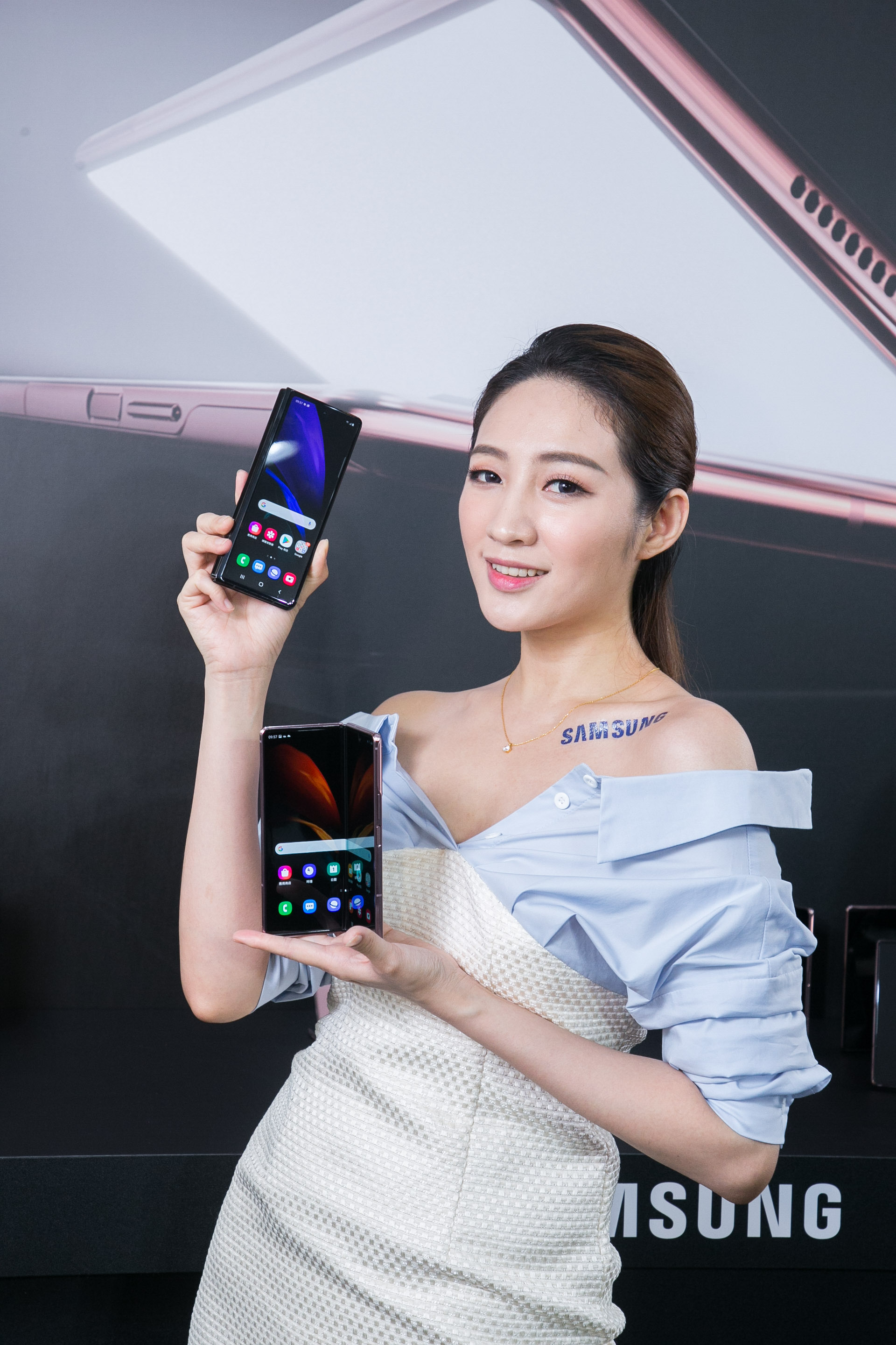 看好全球摺疊手機市場潛力,韓國三星再度推出新款摺疊機Galaxy Z Fold 2。(三星提供)